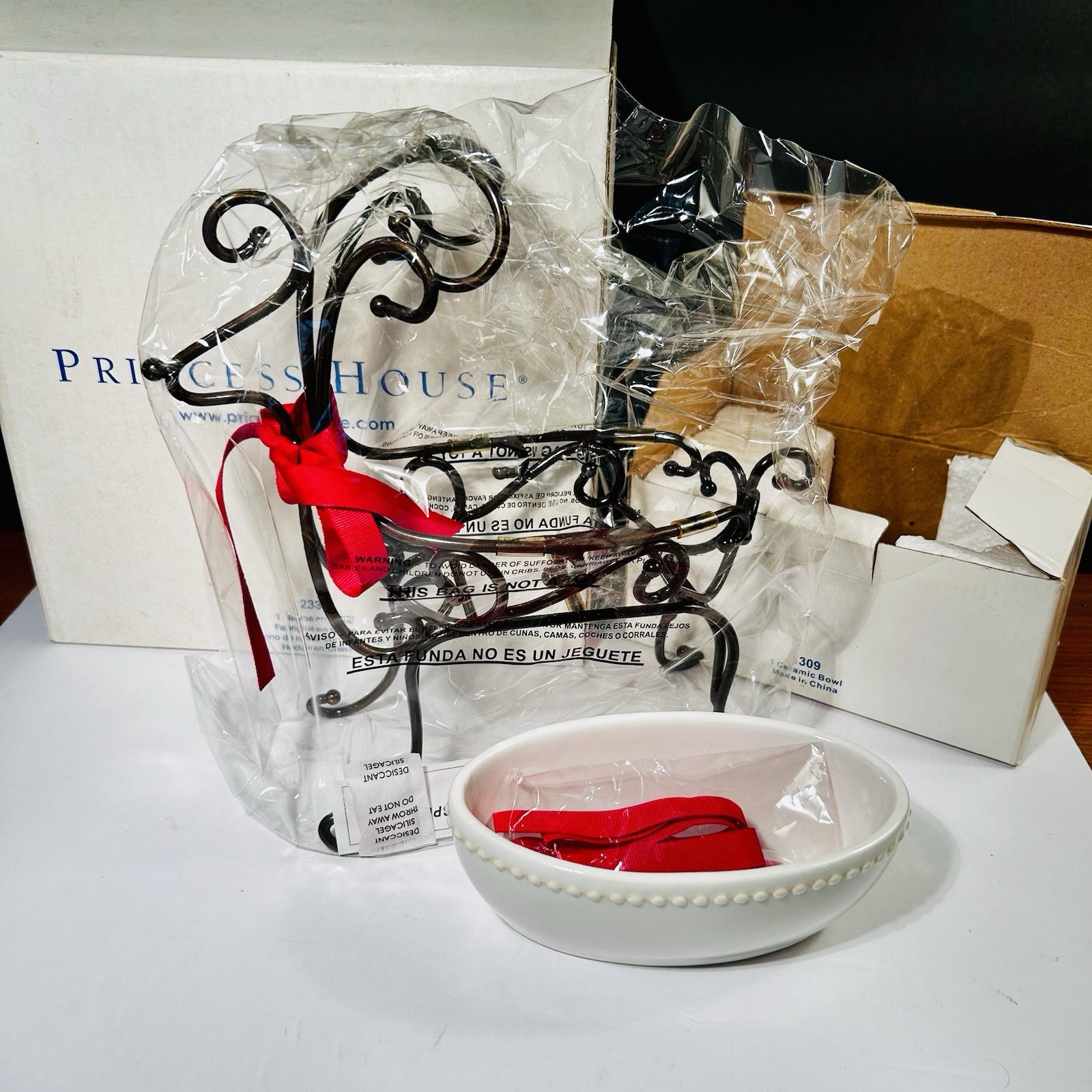 NEW RETIRED Princess House Bronze Reindeer W/Ceramic Bowl 2331 & 1309 10\