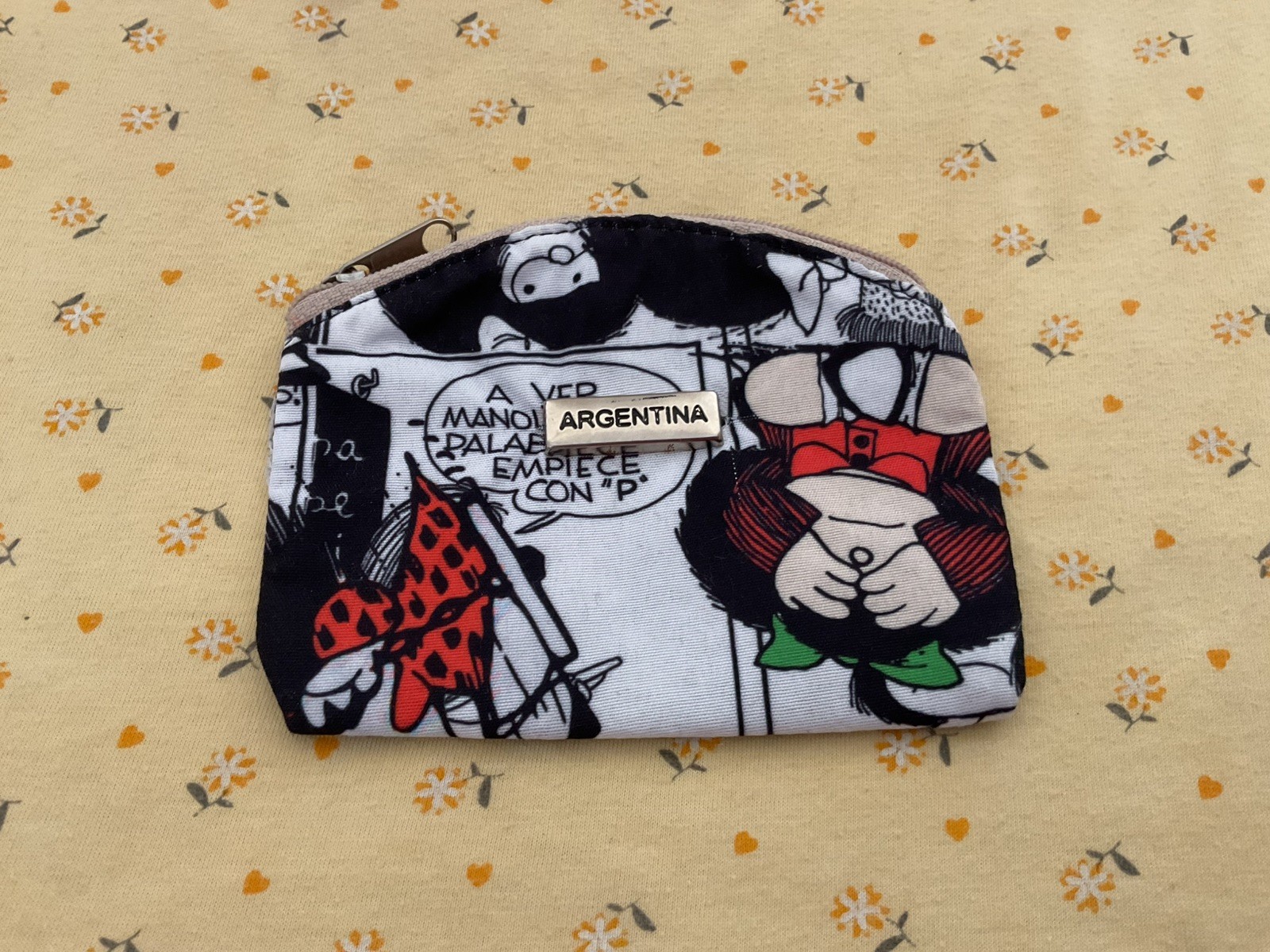 Handmade Souvenir Coin Purse Women w/zipper Mafalda from Argentina Handmade Souvenir Coin Purse Women w/zipper Mafalda from Argentina