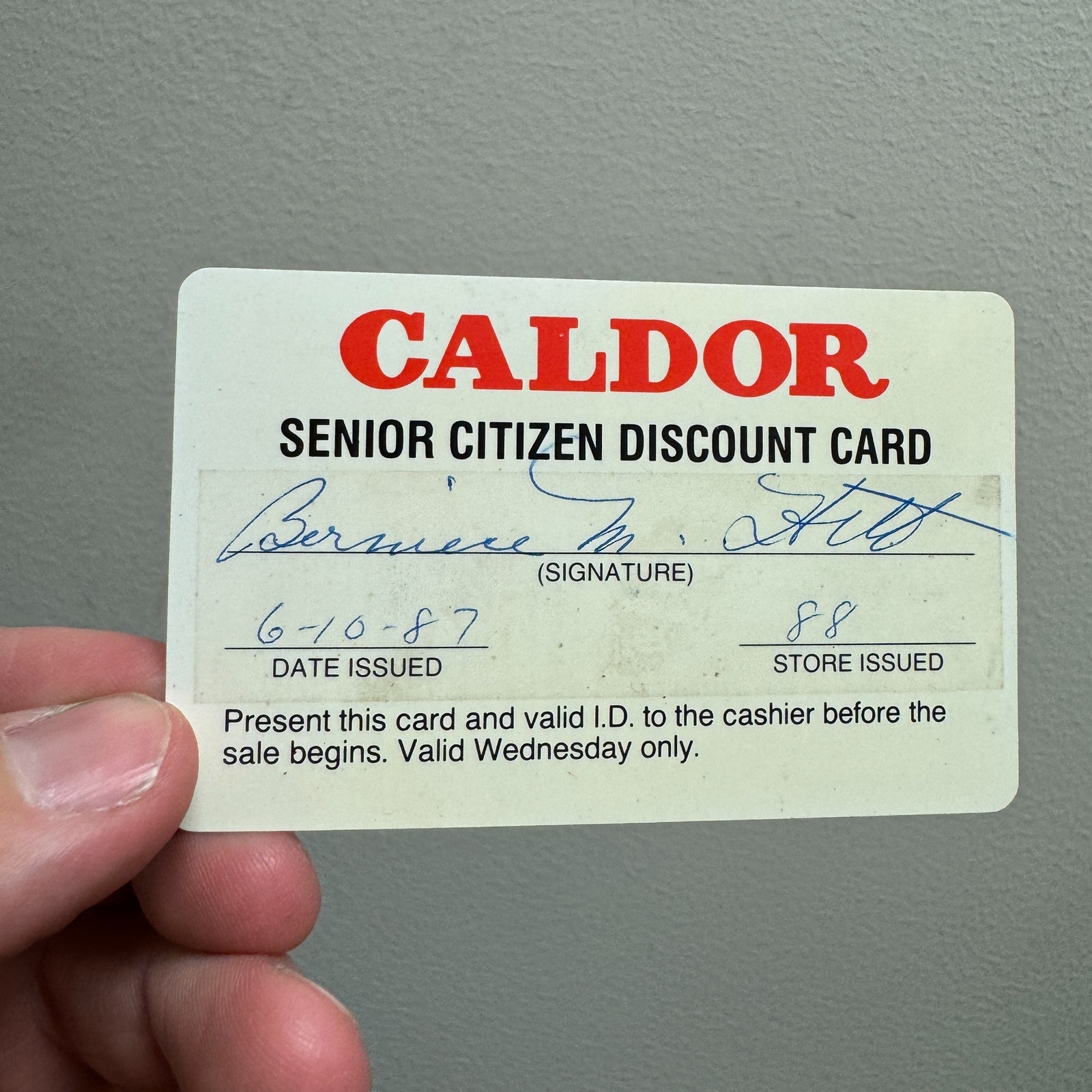 Vintage CALDOR Department Store Senior Citizen Discount Card - Defunct c.1980s
