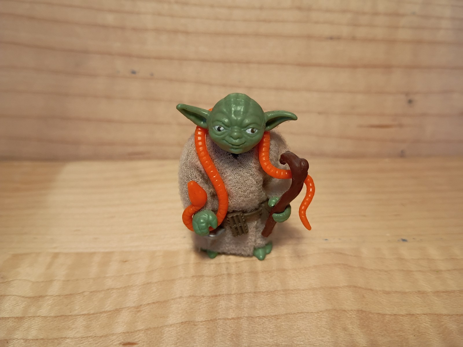 Vintage 1980 YODA (Orange Snake)  Stars Wars Action Figure  COMPLETE  Nice
