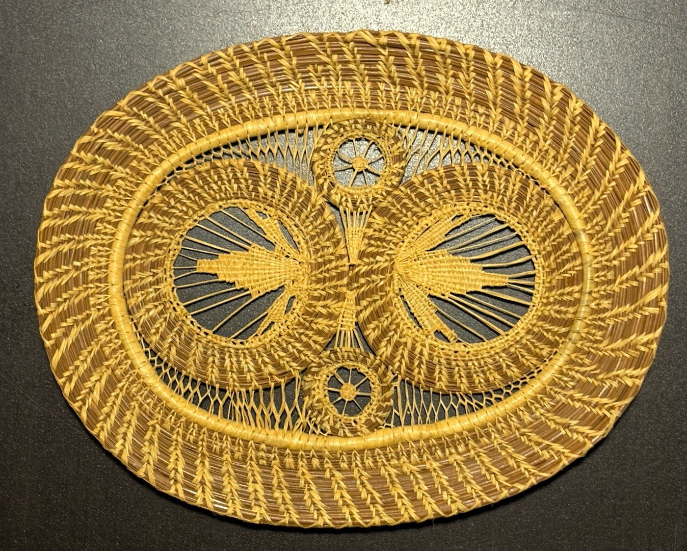 Vintage Hand Woven Pine Needle Raffia Oval Basket Trivet Placemat Hot Pad 11