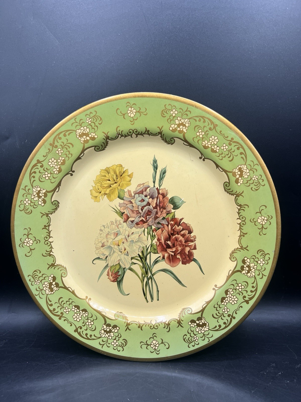 Vintage 1952 Baret Ware England Carnations Floral 10” Tin Litho Plate Green Vintage 1952 Baret Ware England Carnations Floral 10” Tin Litho Plate Green