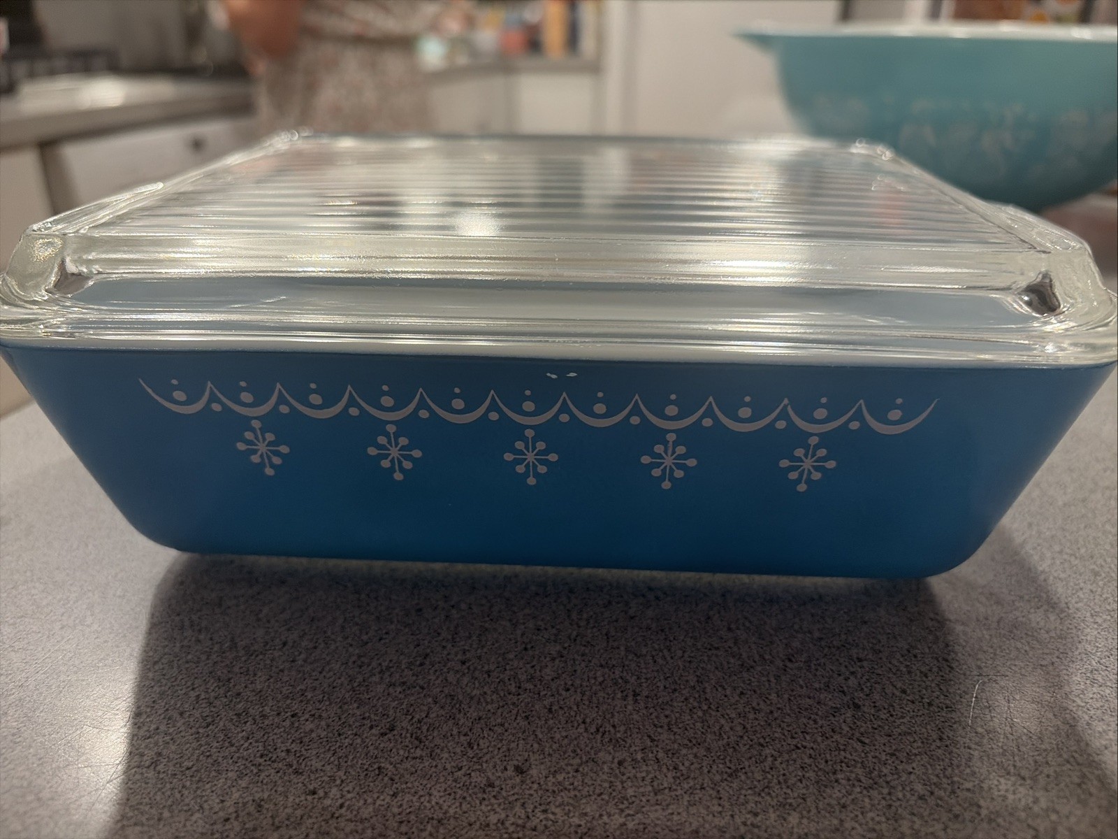 Vintage Pyrex Blue Snowflake Refrigerator Dish 503-C with Glass Lid  1 1/2 Quart