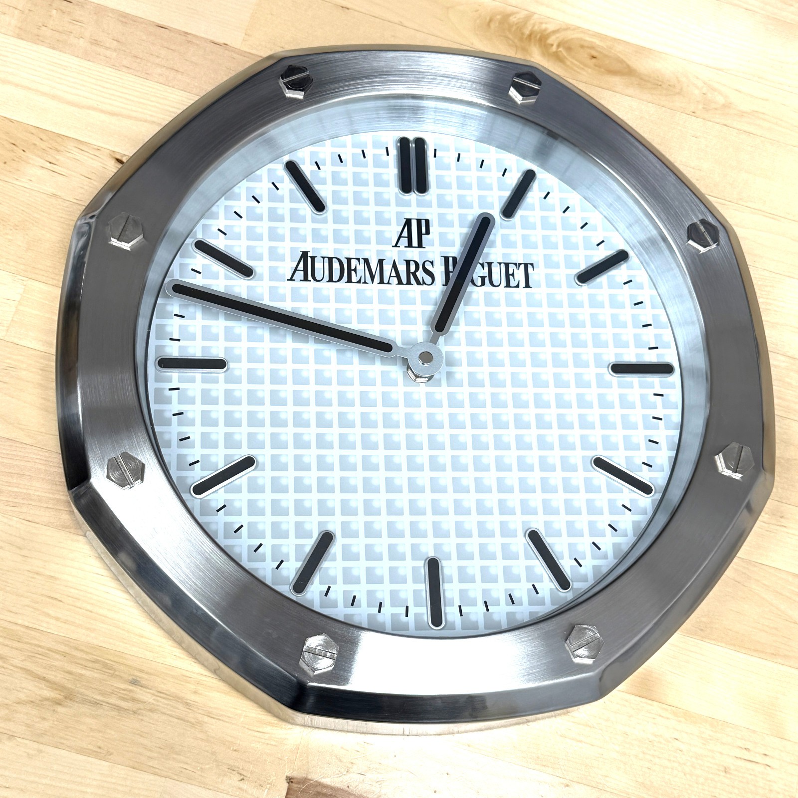 AUDEMARS PIGUET ROYAL OAK METAL WALL CLOCK DISPLAY WHITE DIAL