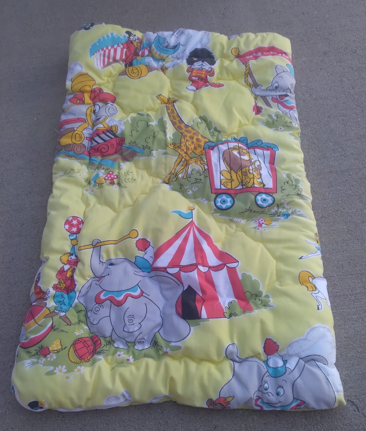 Vintage Disney Baby Toddler Sleeping Bag Dumbo 30 x 19 Quilted Circus