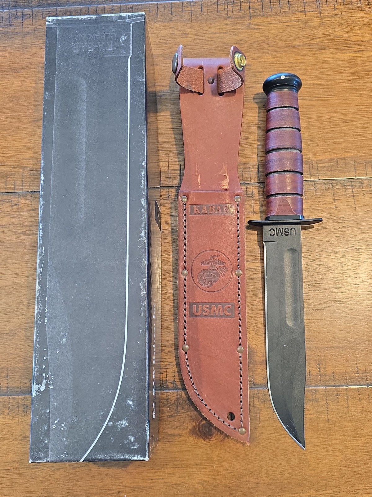 Ka Bar 1217 USMC fixed blade knife..... NEW IN BOX UNUSED WITH SHEATH