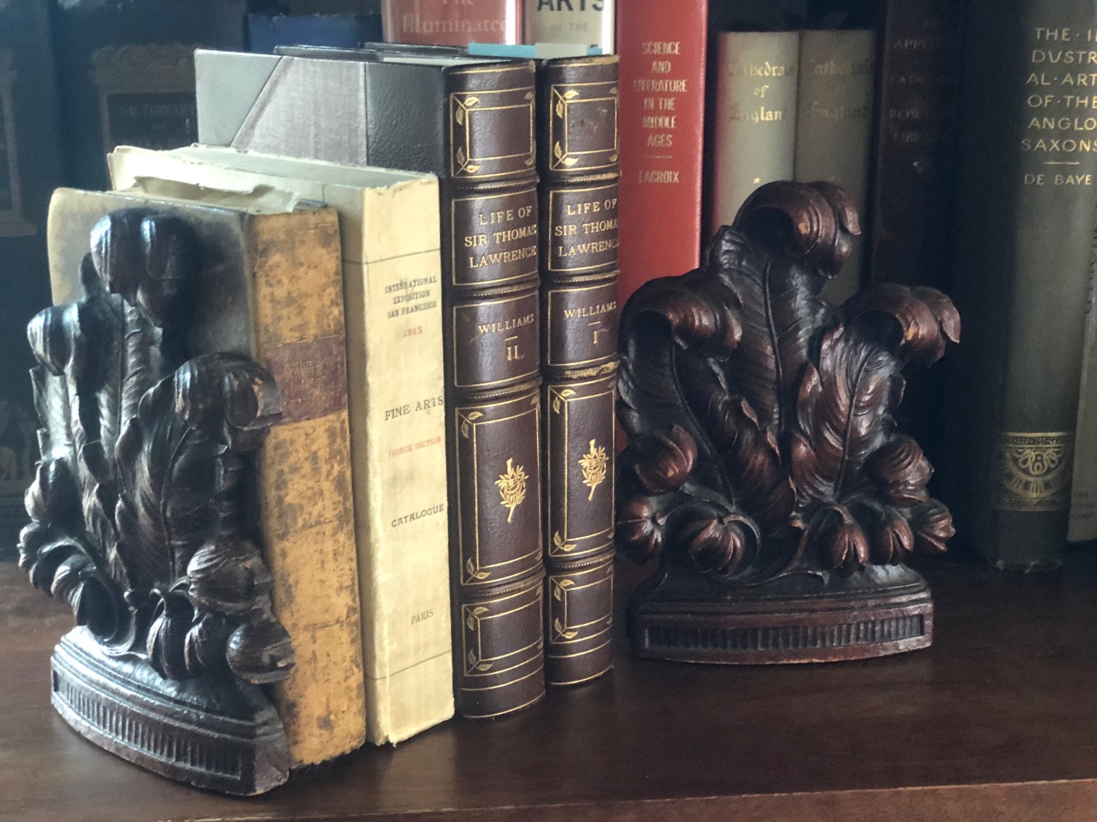 Pair of Vintage 1940/50s Handsome Syroco Bookends Elegant Floral,  Fern Leaves