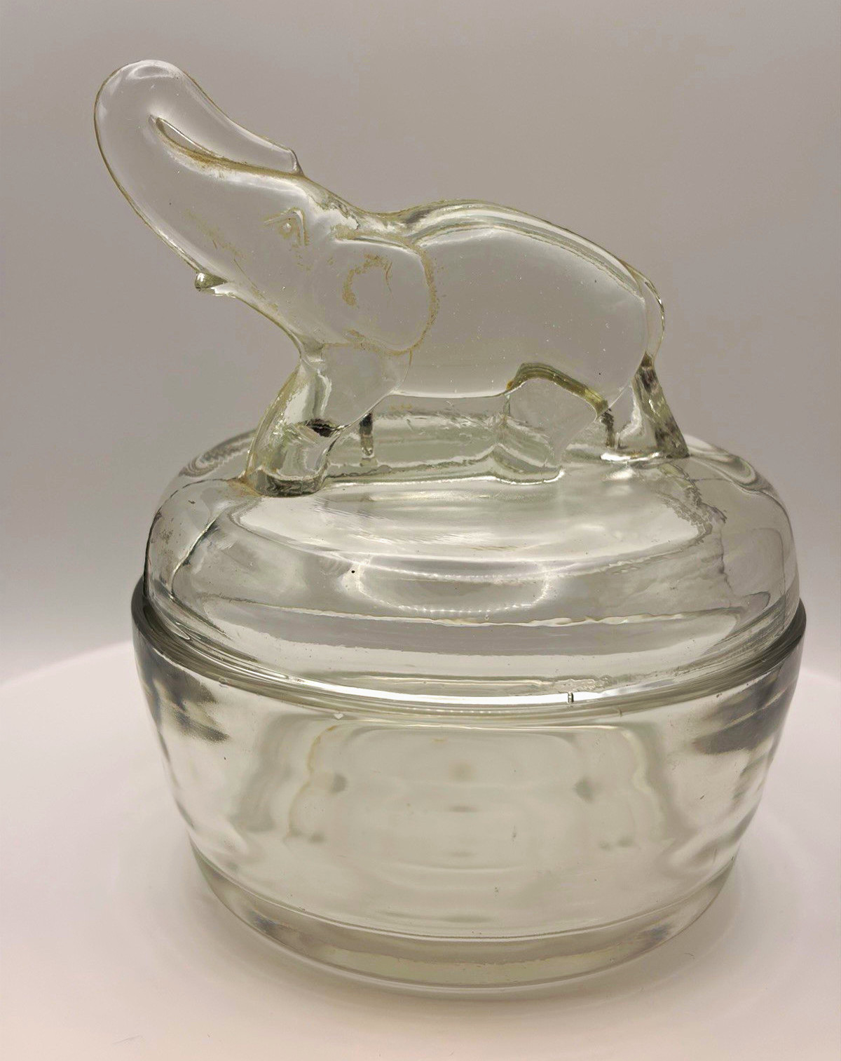 Vintage 1950’s Jeannette Glass Elephant Powder Jar, Great Condition
