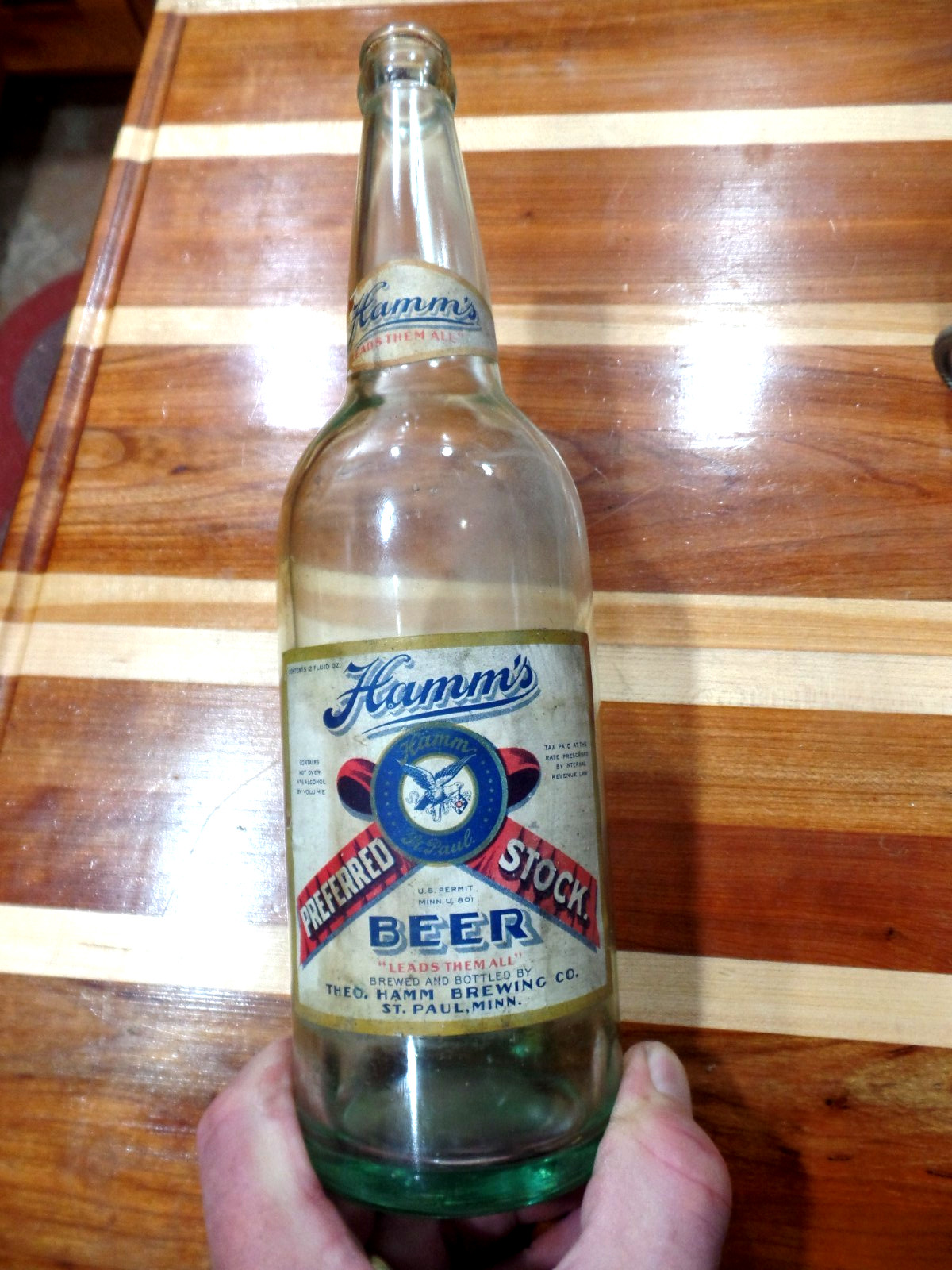 1930'S HAMM'S PREFERRED STOCK BEER 24 OZ BOTTLE THEO HAMM BRG ST PAUL MINNESOTA
