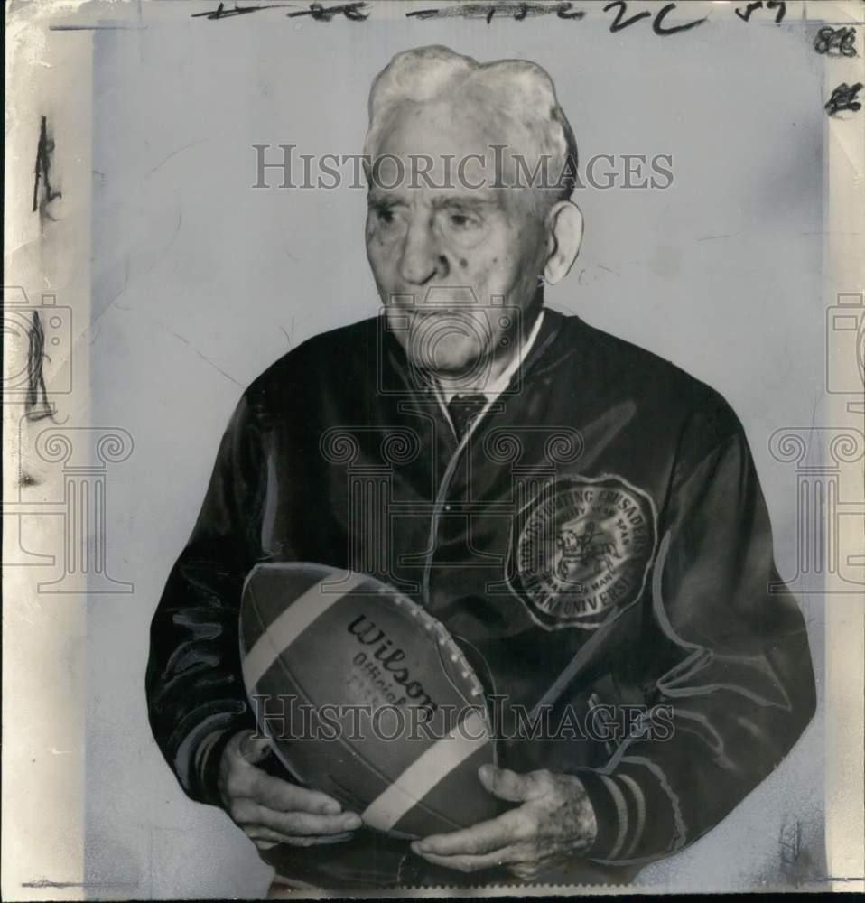 1965 Press Photo Amos Alonzo Stagg receives \