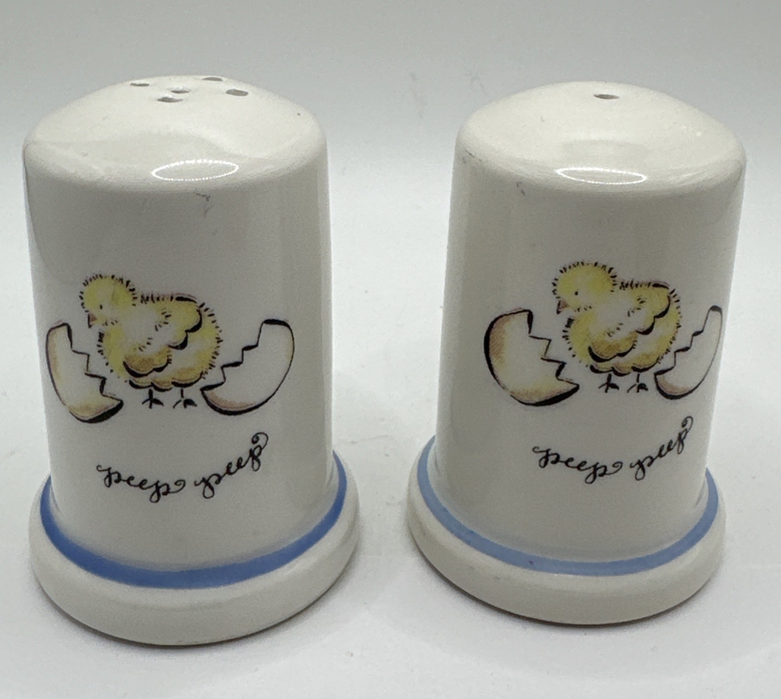 Vintage ILPRA Lesmo Italian salt pepper shakers hand painted hatching chicks 3”