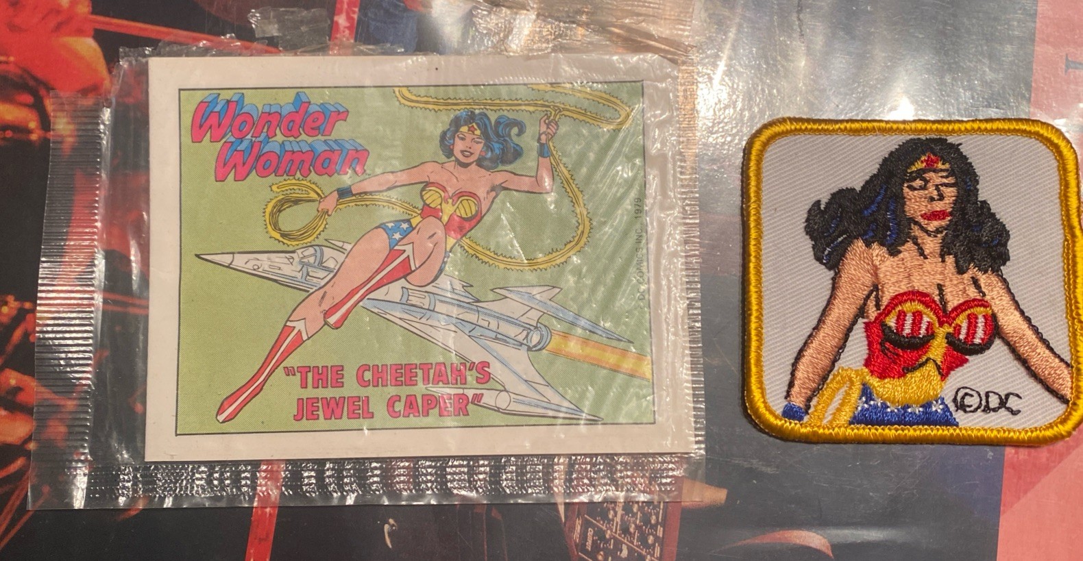 1979 POST CEREAL DC WONDER WOMAN MINI COMIC CHEETAHS JEWEL CAPER With 70s Patch 1979 POST CEREAL DC WONDER WOMAN MINI COMIC CHEETAHS JEWEL CAPER With 70s Patch