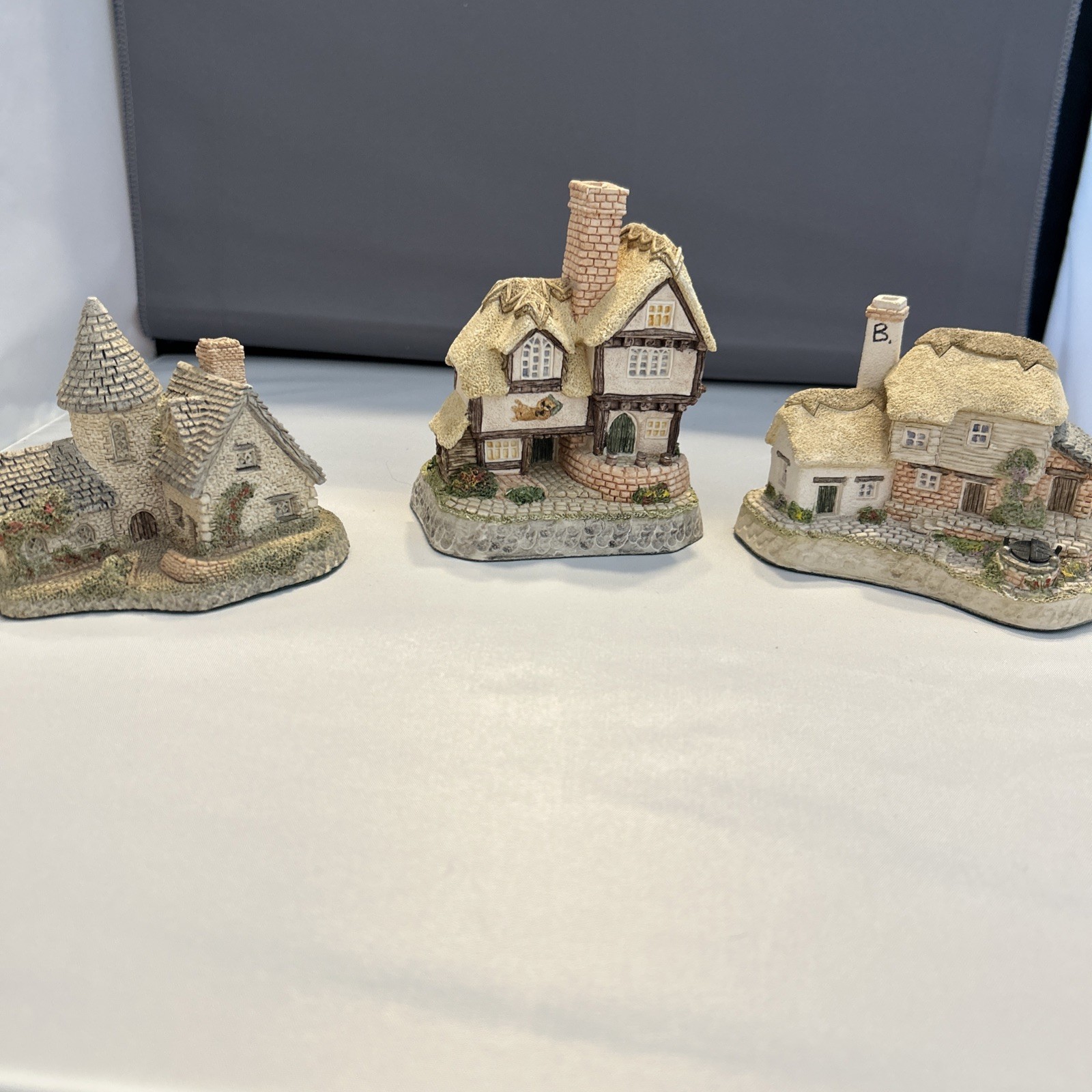 David Winters Lot Of 3 Cottages 
