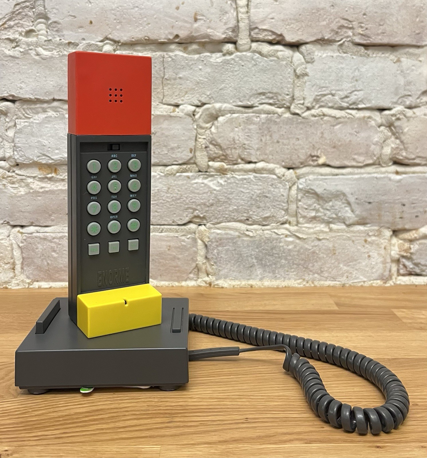 1980s Enorme Telephone by Ettore Sottsass & David Kelley Memphis Design