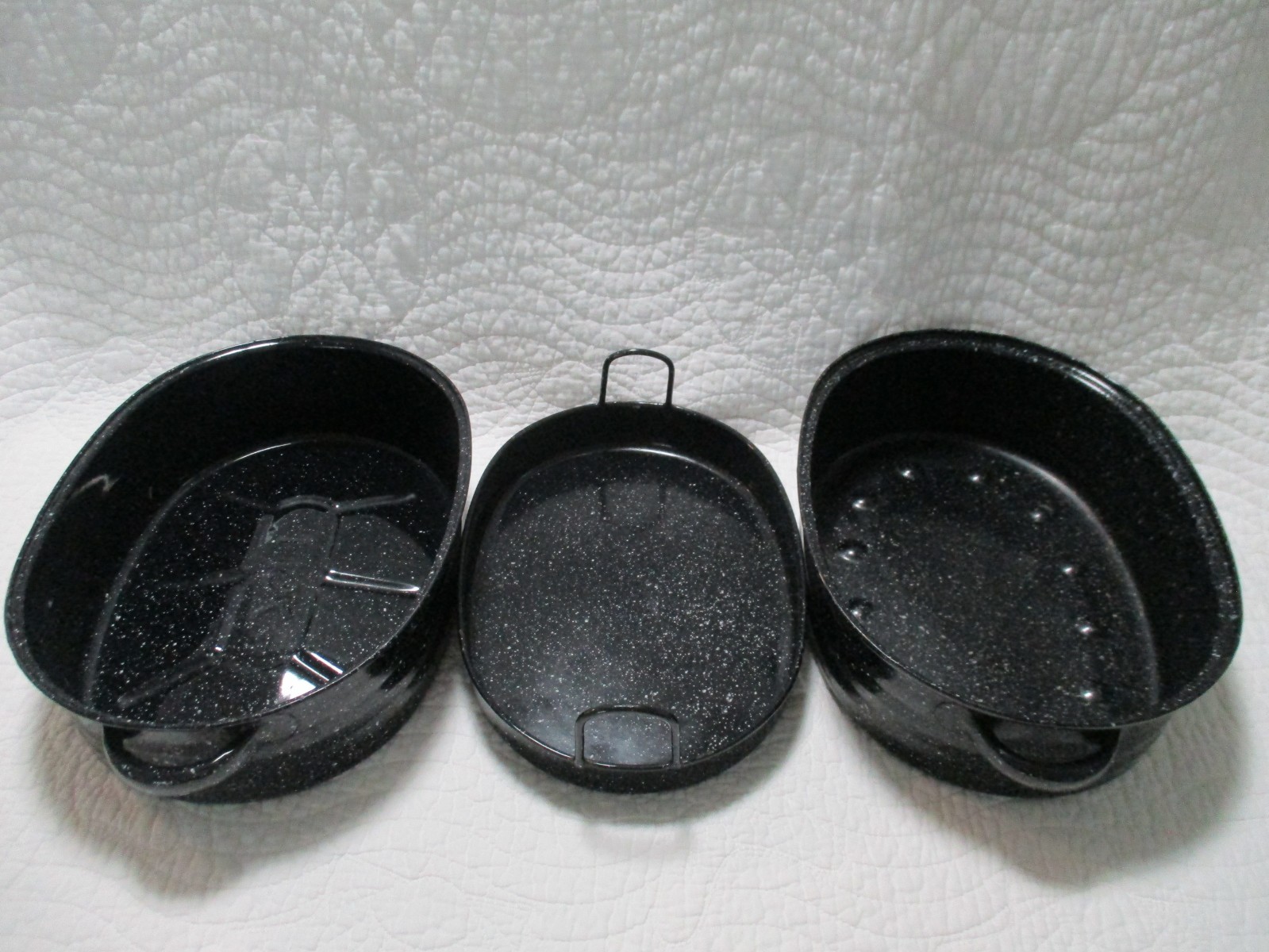 Vintage Speckled Enamel 3 Piece Lisk Roaster Small Size 13\