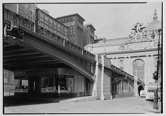 Photo:New York City NY 1940 41st St Long View Elevated Railroad Terminal