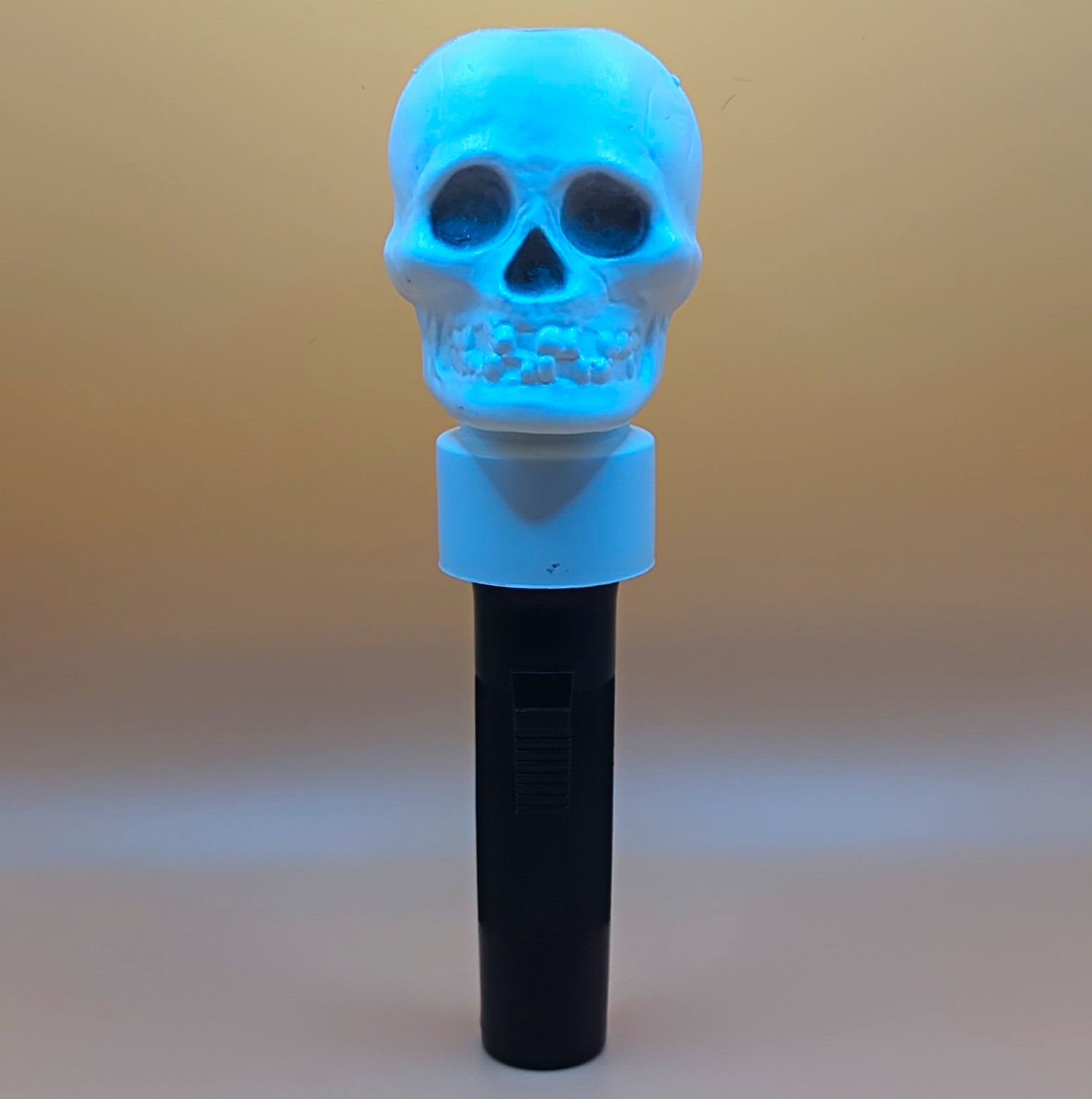 Vintage Blow Mold Skull Head Halloween Flashlight Vintage Blow Mold Skull Head Halloween Flashlight