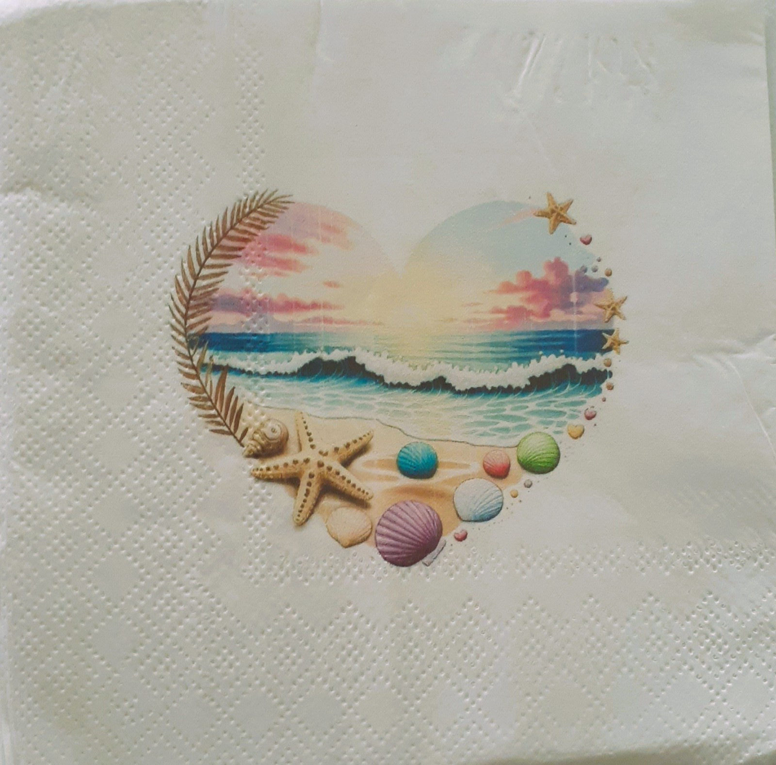 2 individual Paper Decoupage NAPKINS -BEACH SCENE IN HEART FOR SHELLS 1 MOTIF