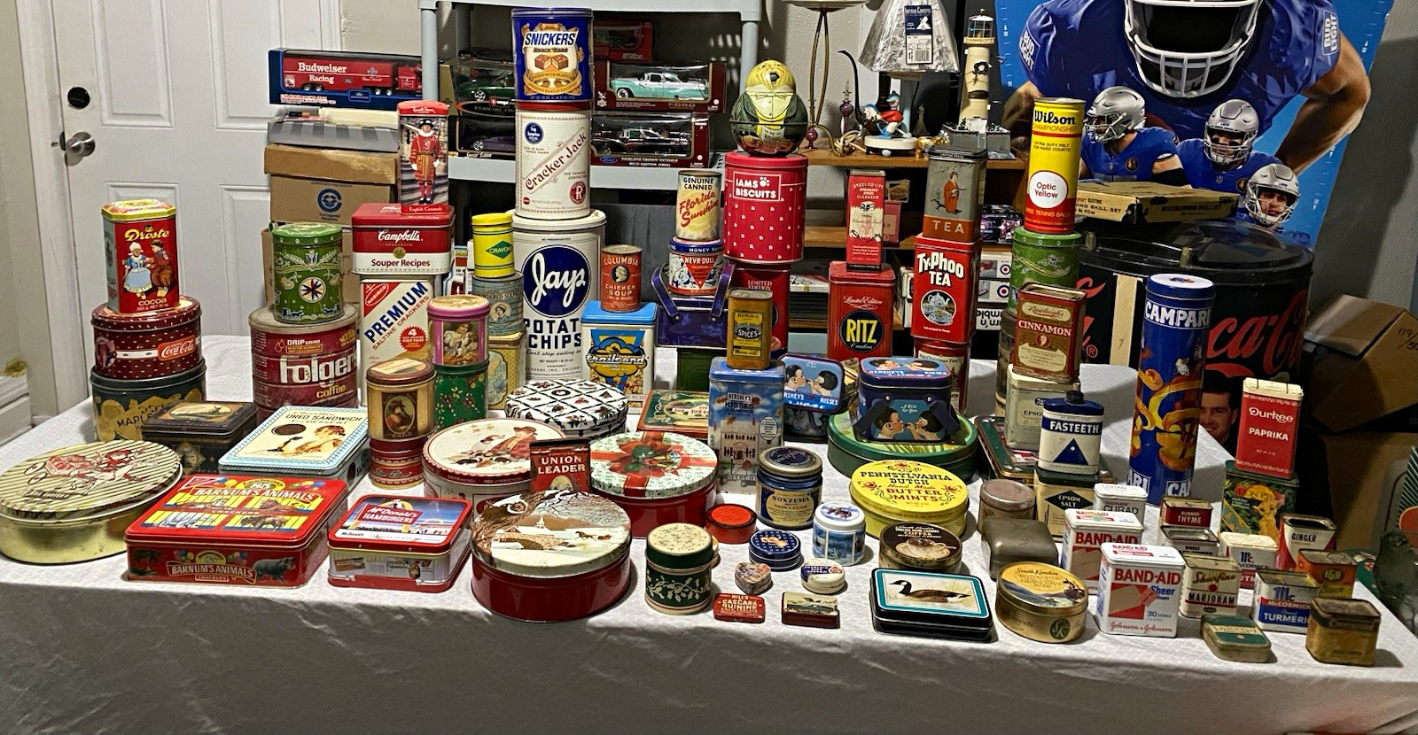 Vintage collectible 89 metal  tins