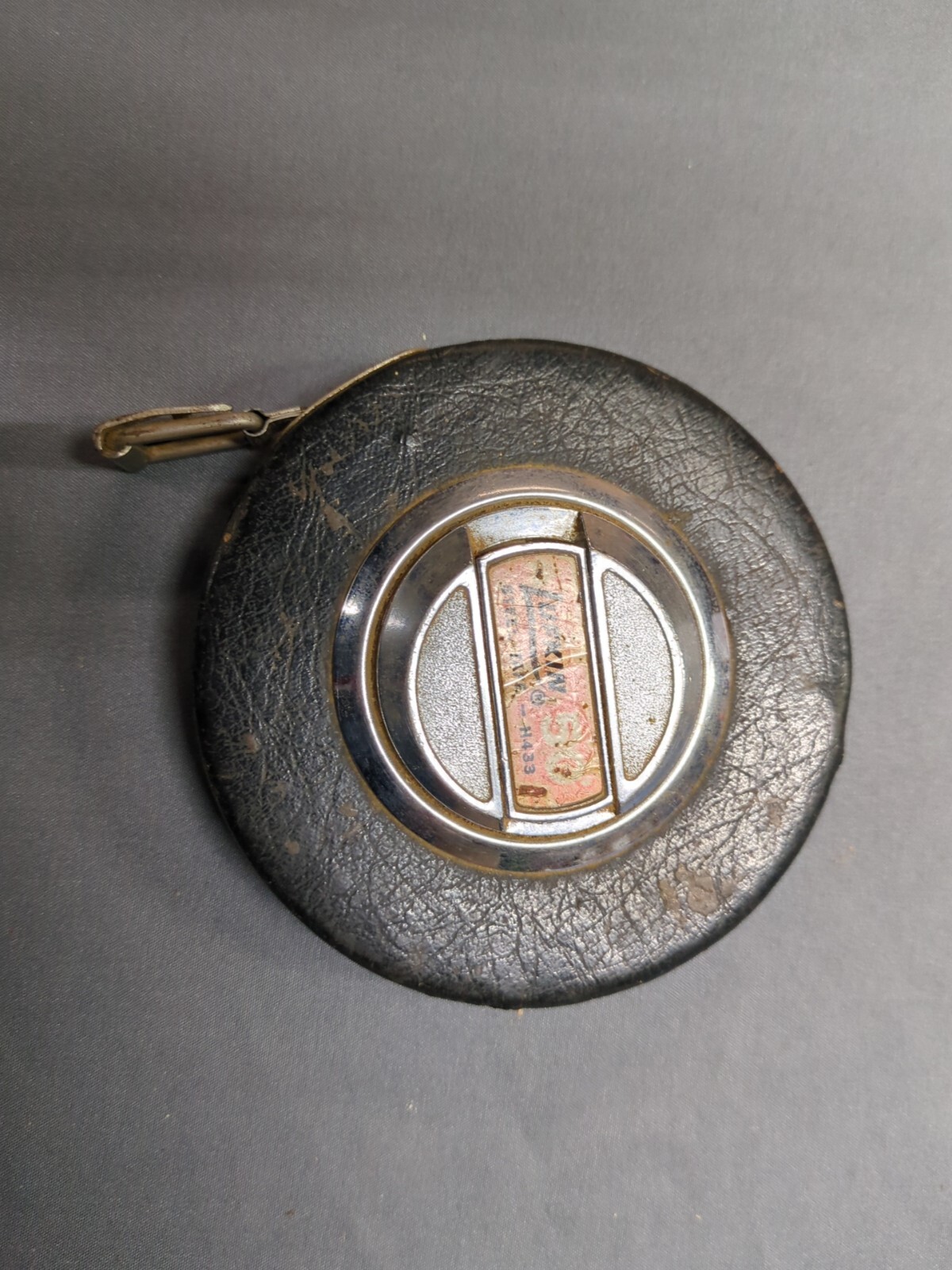 Vintage Lufkin Steel Tape Measure 50 Foot Leather Casing H433 Vintage Lufkin Steel Tape Measure 50 Foot Leather Casing H433