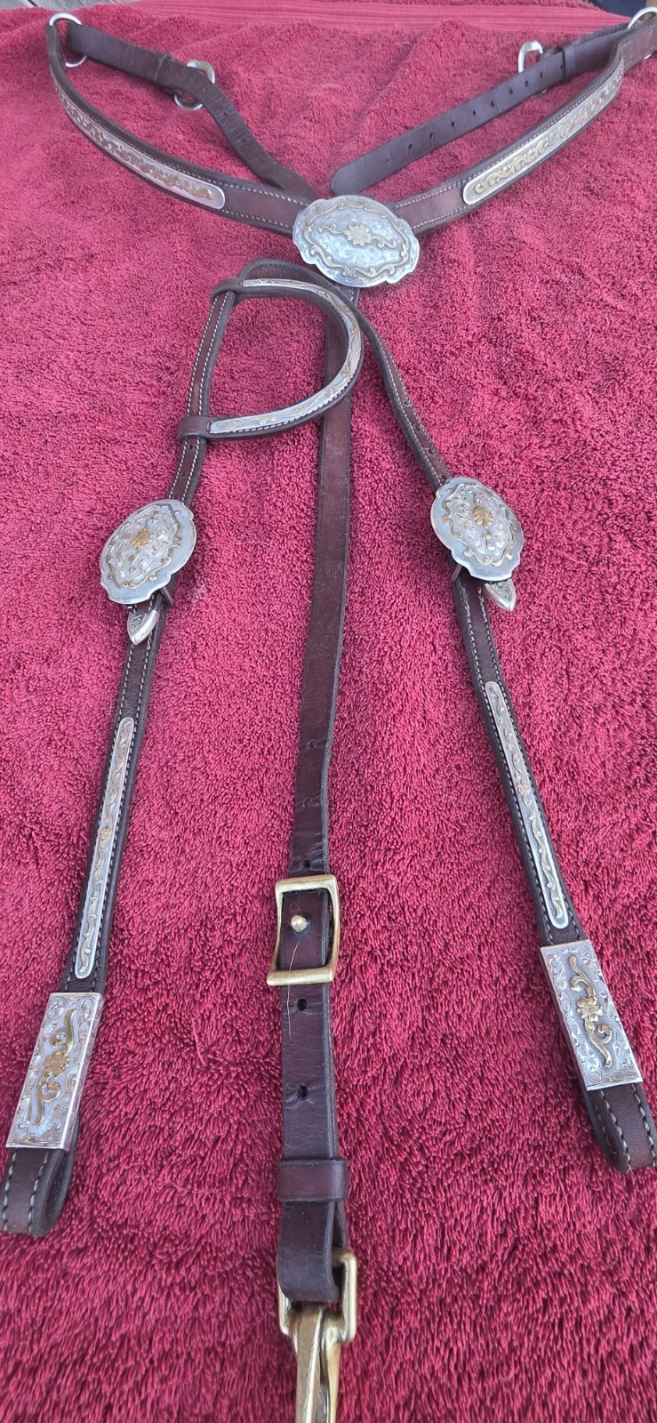 Vintage Victor's Custom Tack Silver &Bronze Headstall And Breast Collar Set MINT Vintage Victor's Custom Tack Silver &Bronze Headstall And Breast Collar Set MINT