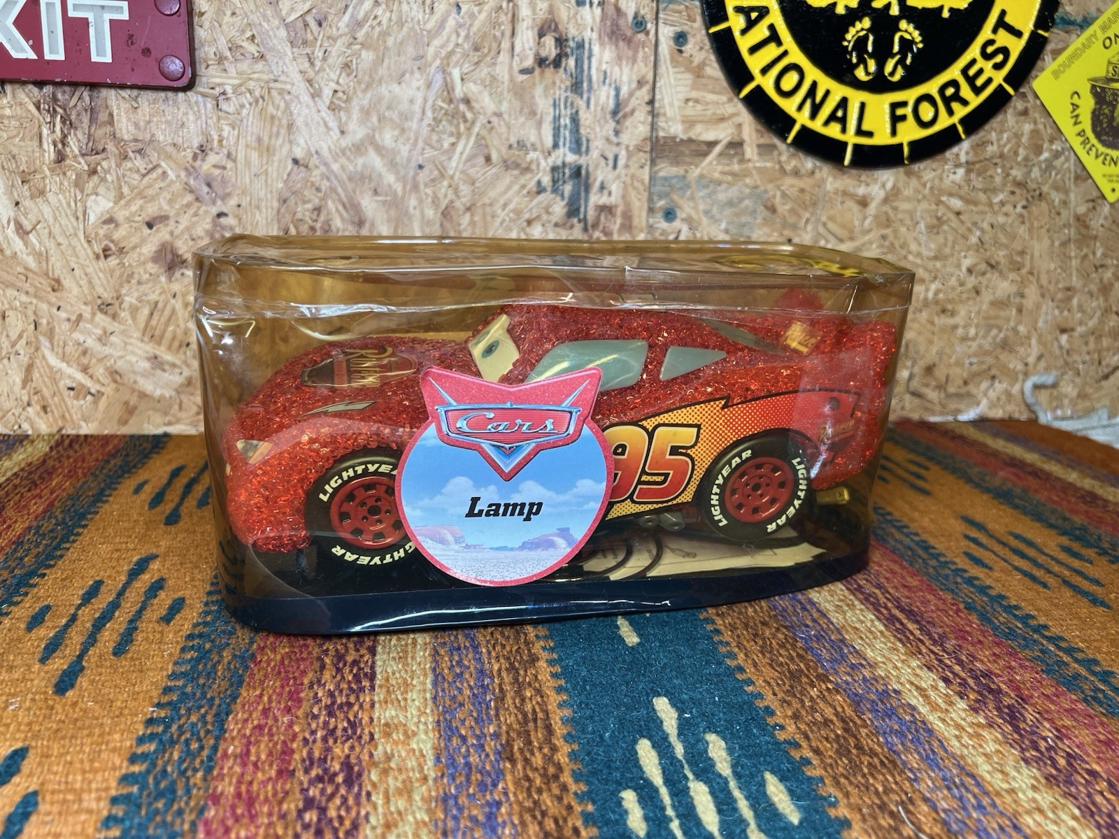 Disney Pixar Cars Lightning McQueen Night Light Lamp Plug In NEW (read)