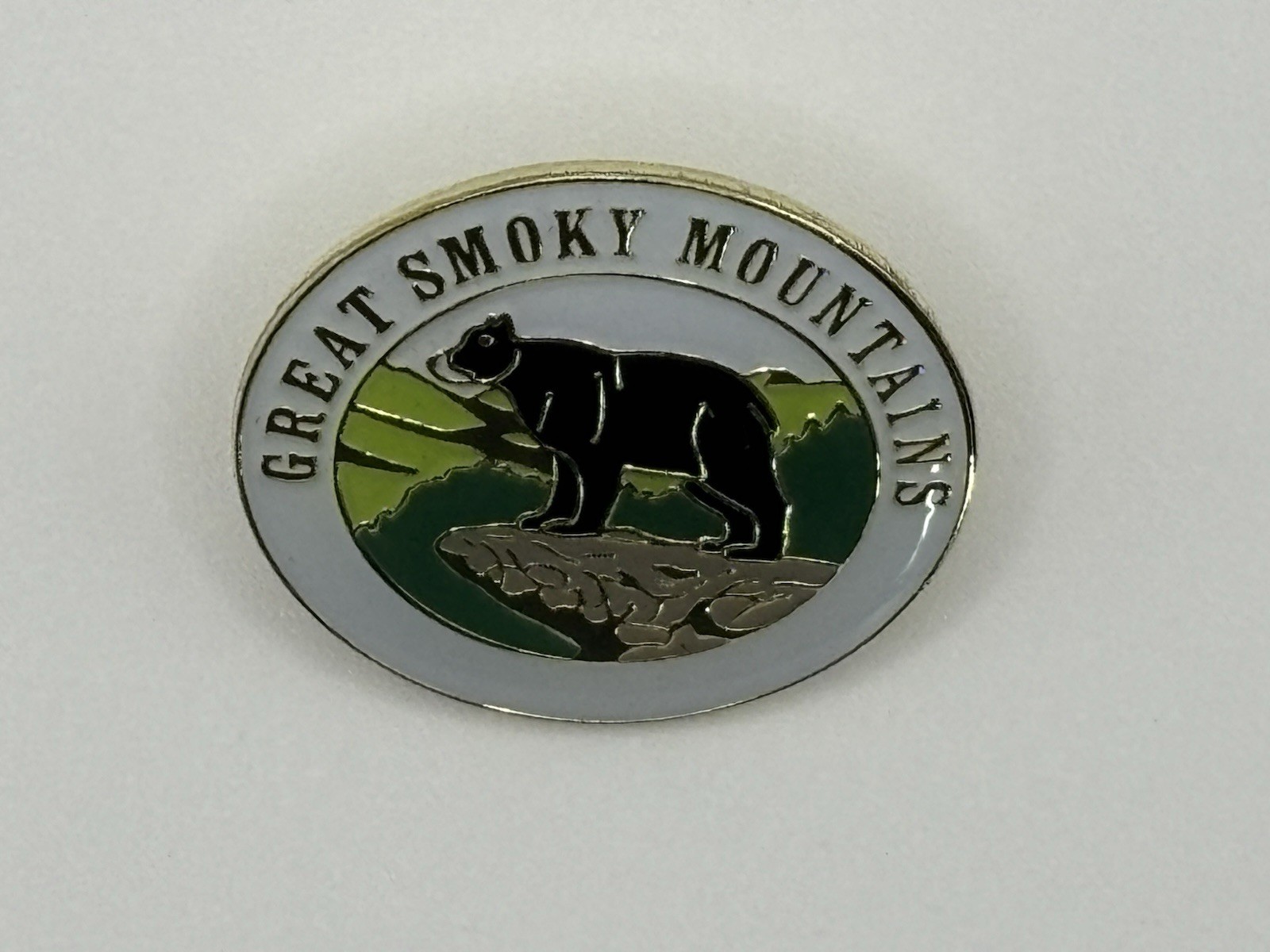GREAT SMOKEY MOUNTAINS LAPEL PIN NEW