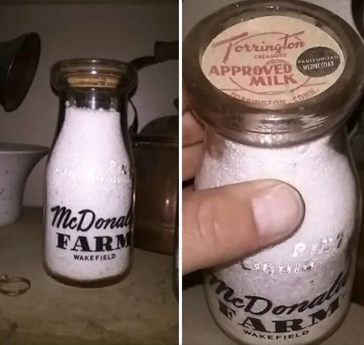Rare Wakefield McDonald Farm half pint Dairy milk bottle Disney? Rare Wakefield McDonald Farm half pint Dairy milk bottle Disney?