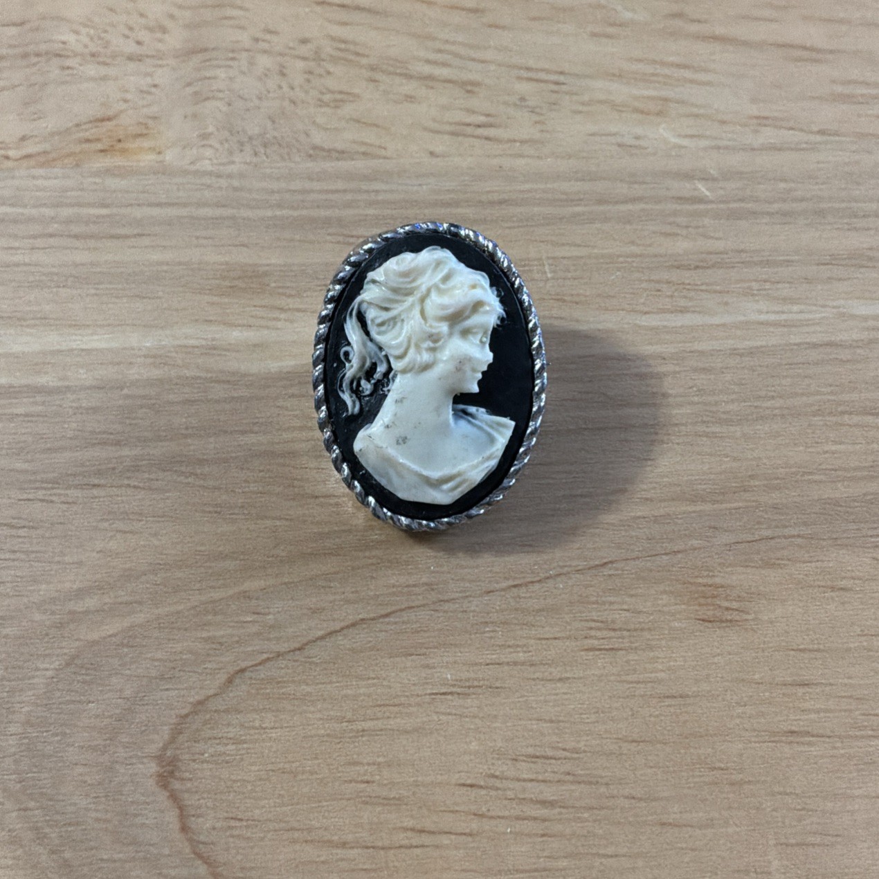 Vintage Victorian Revival Cameo Brooch Lovely Pinback