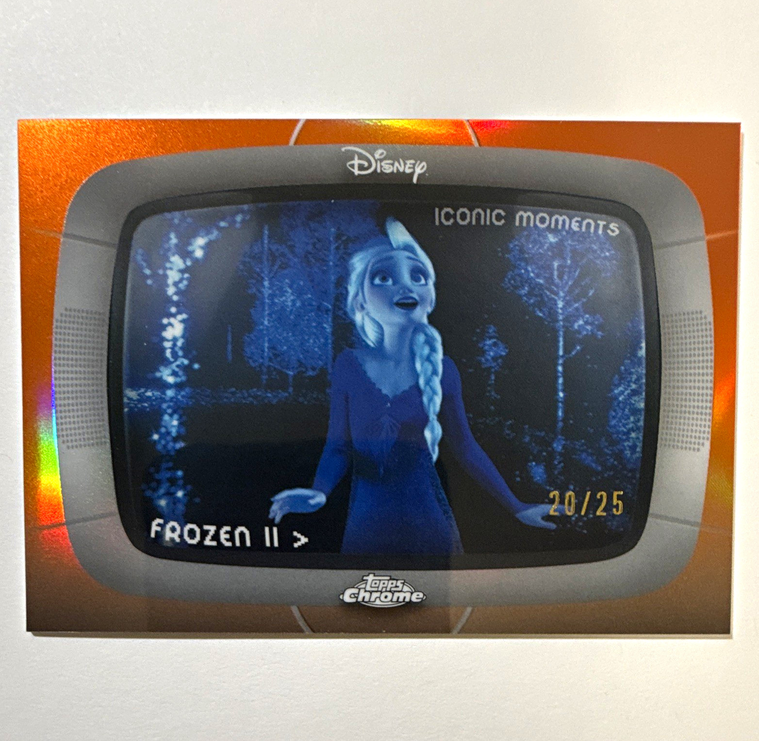 Elsa /25 2026 Topps Chrome Disney Frozen Elsa Iconic Moments /25 true Orange 