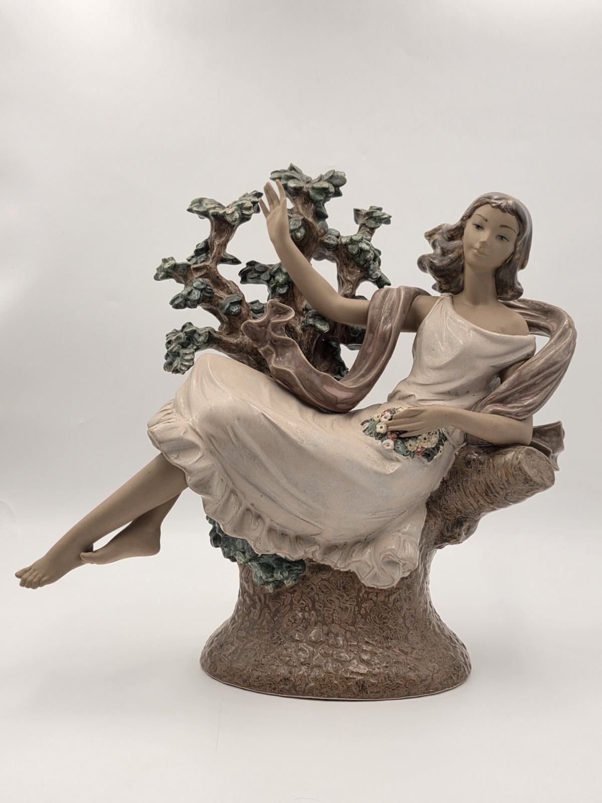Rare Retired XL 1970\'s Lladró Day Dream Flora (#01012062). Stamped. VG Condition Rare Retired XL 1970\'s Lladró Day Dream Flora (#01012062). Stamped. VG Condition