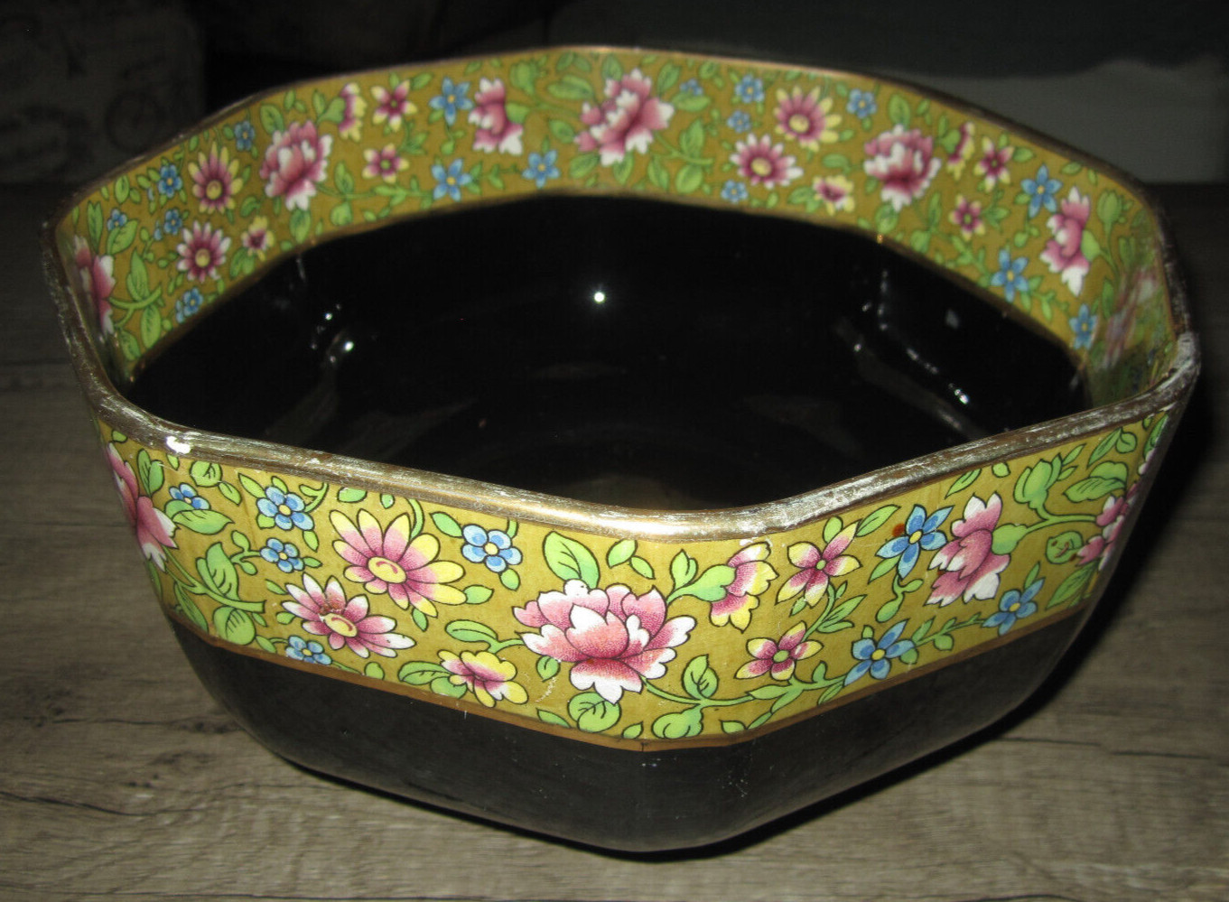 Antique Thomas Till & Sons black serving bowl w floral banded rim, ca. 1891-1917