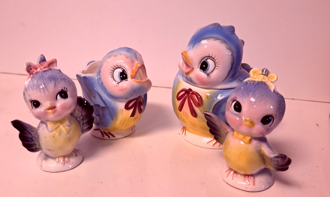 Vtg. 1950s ESD #7170 Japan Blue Creamer ,Covered Sugar & Unmarked Shakers Vtg. 1950s ESD #7170 Japan Blue Creamer ,Covered Sugar & Unmarked Shakers
