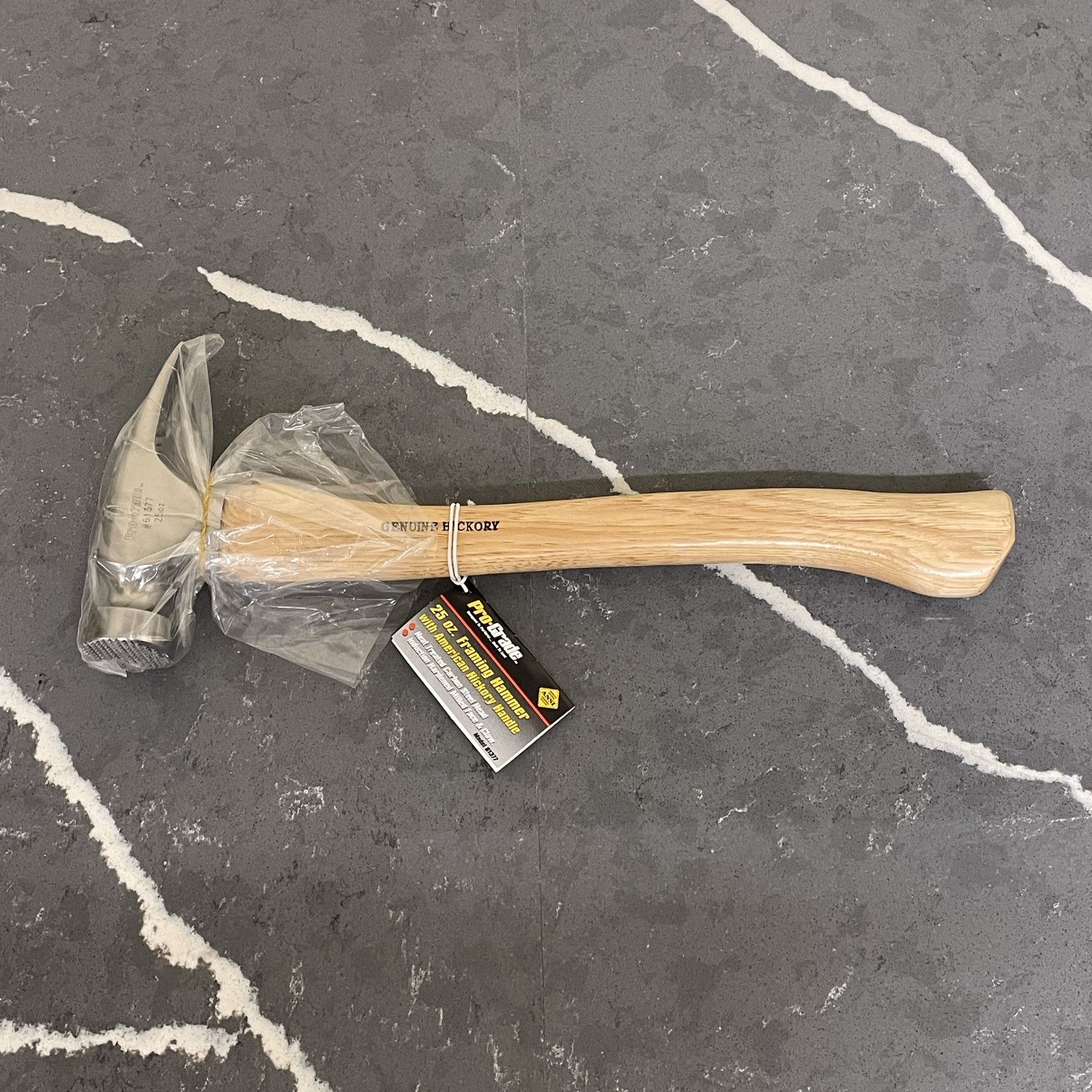 NEW 25 Oz Pro Grade Genuine Hickory Framing Hammer 61377