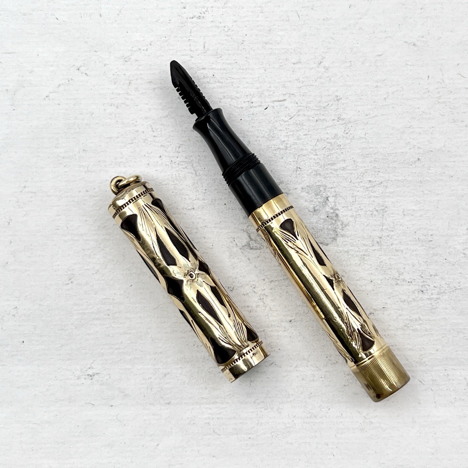 VTG Waterman 0552 1/2V Ring Top Fountain Pen Gold Filled Filigree (No Nib) AS IS