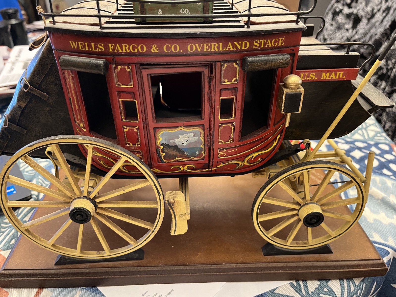 OSCAR M. CORTES 2010 Wooden Stagecoach Model WELLS FARGO CO. USA Hand Made USPS