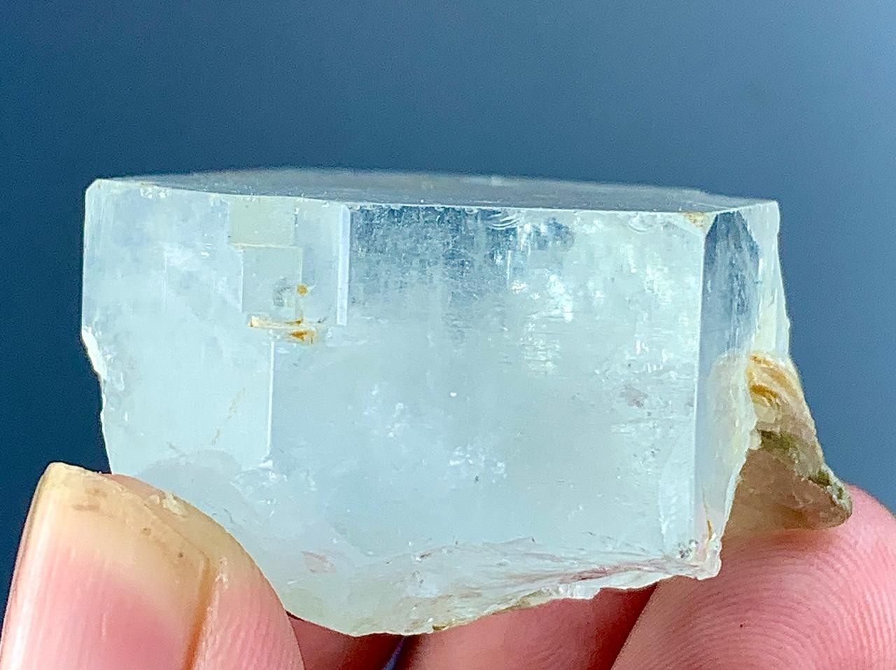 118 Carat Natural Aquamarine Crystal Specimen From Skardu Pakistan