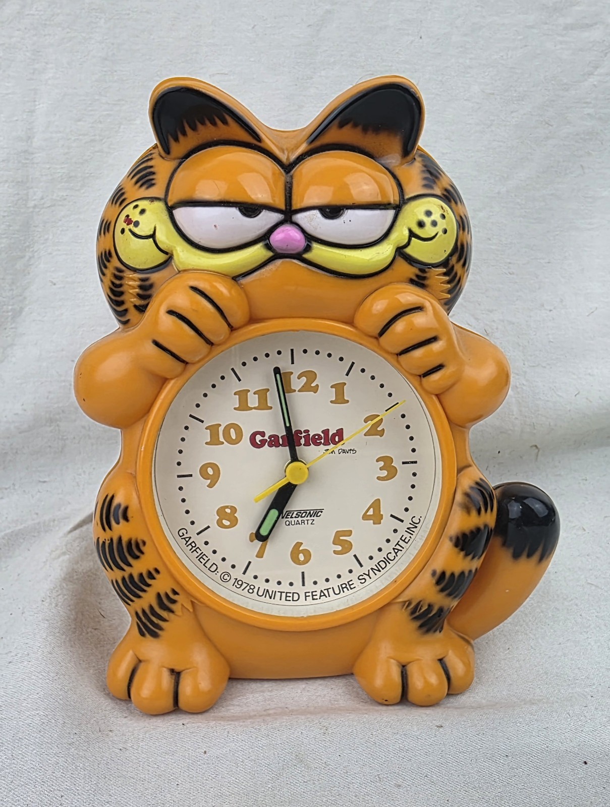 Cartoon Garfield the Cat Alarm Clock In Original Box From 1979- Tested, Works 