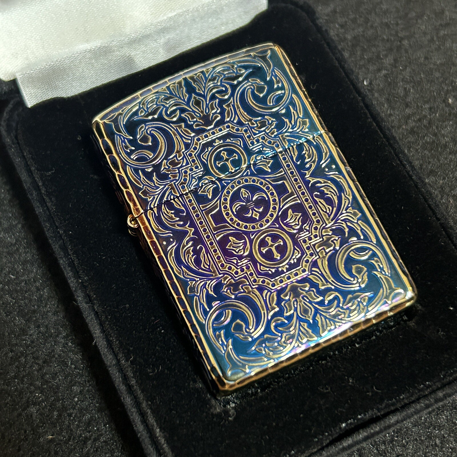 Zippo 5 Sides Arabesque Engraved Antique Brass Velour Case Japan