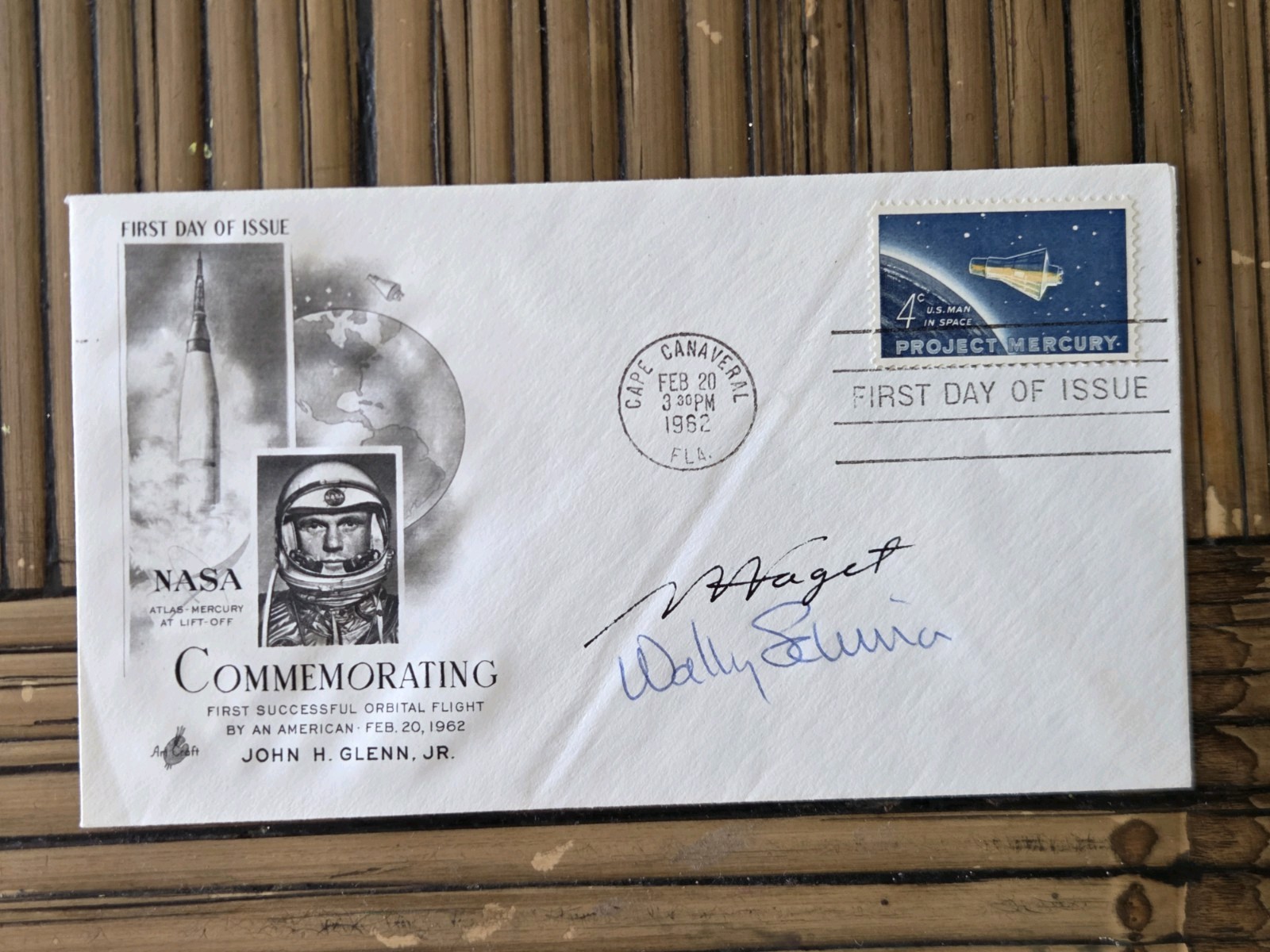 WALLY SCHIRRA NASA Mercury 7 Astronaut signed COMMEMORATIVE POSTAL COVER WALLY SCHIRRA NASA Mercury 7 Astronaut signed COMMEMORATIVE POSTAL COVER