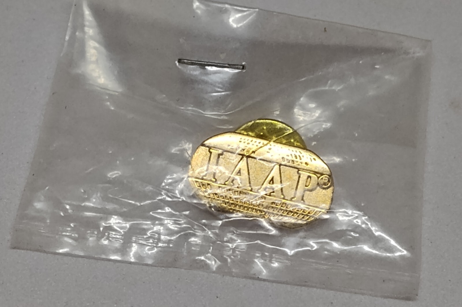 Vintage IAAP Gold Tone Enamel Lapel Pin (GW21) Vintage IAAP Gold Tone Enamel Lapel Pin (GW21)