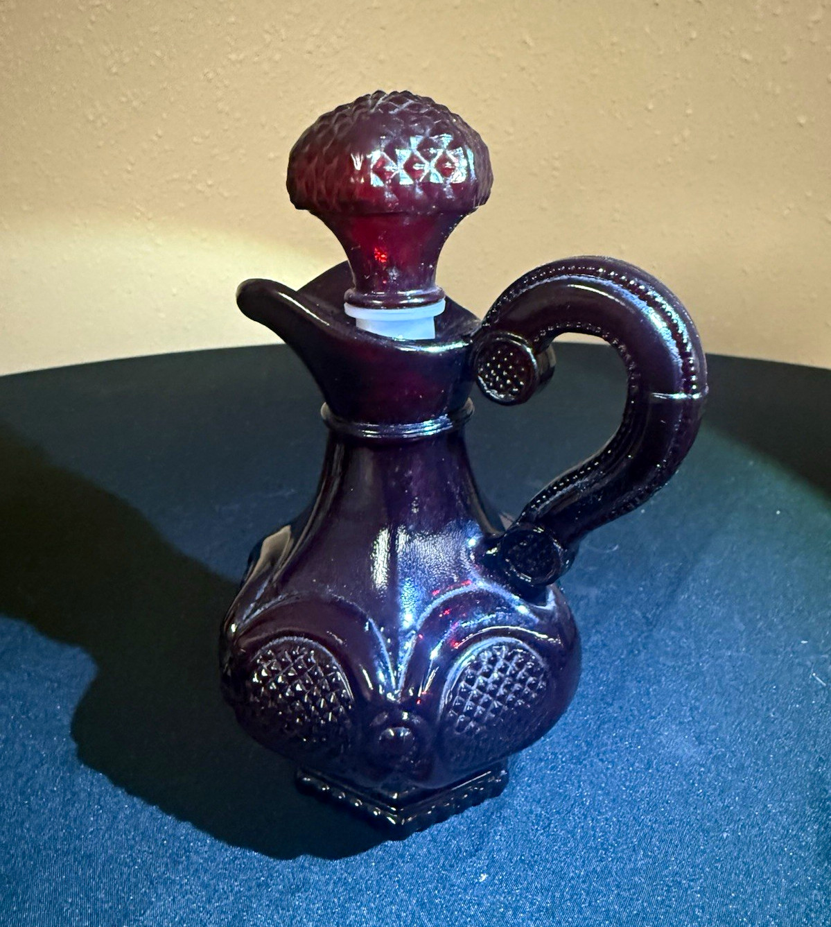Avon Cape Cod Collection 1876 Purple Pressed Glass Cruet Bottle w/ Stopper 5 oz