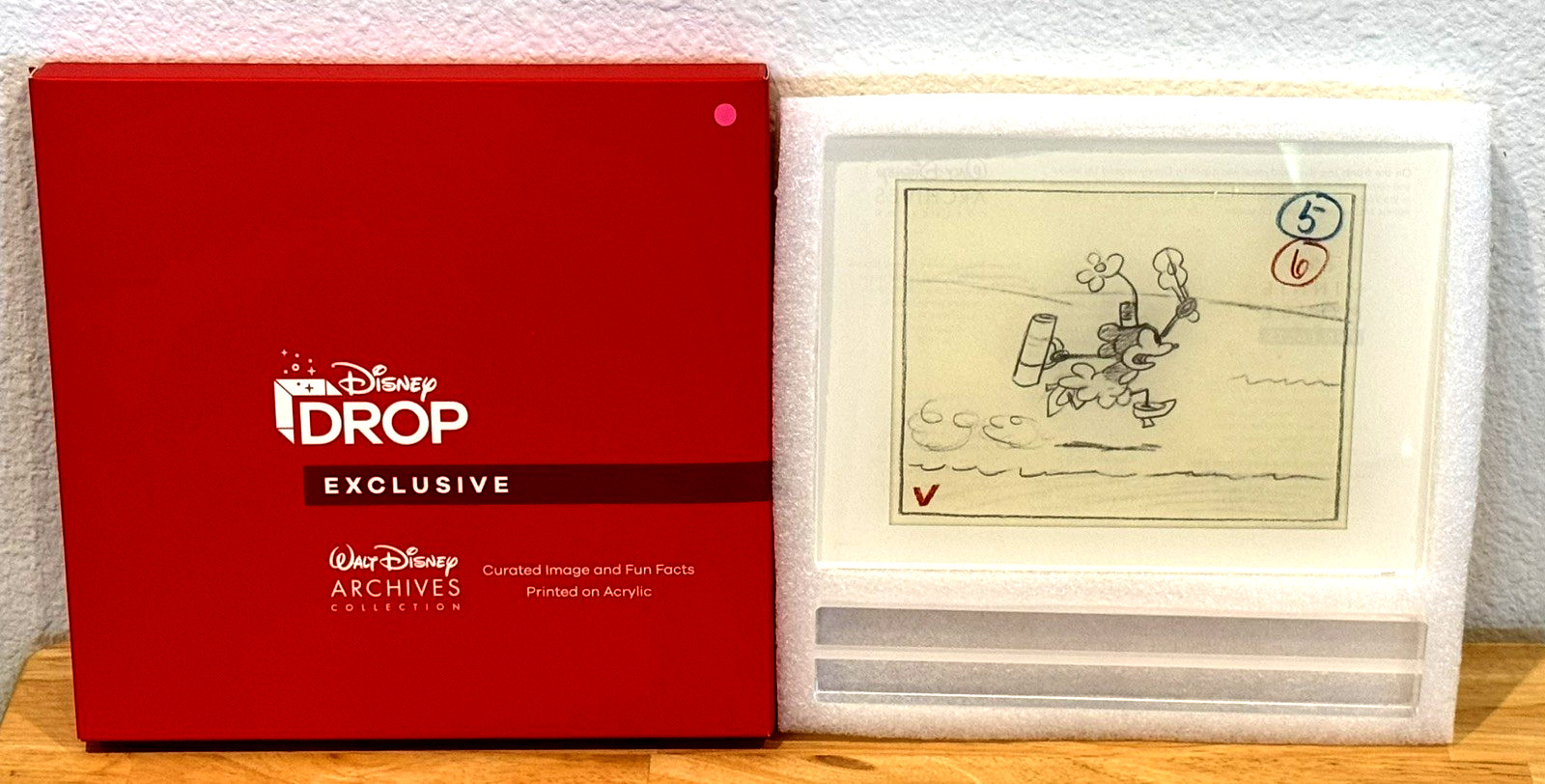 Walt Disney Drop Archives Legend Ub Iwerks Minnie Mouse illustrated Panel Box