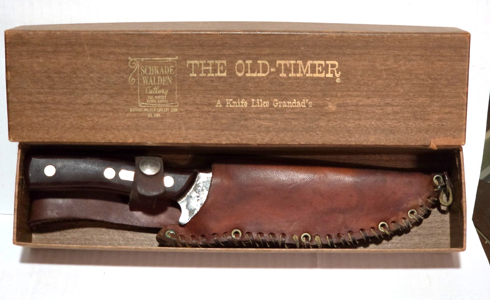 Vintage Schrade Walden 150T DeerSlayer Fixed Blade Knife w/Sheath ORIGINAL BOX