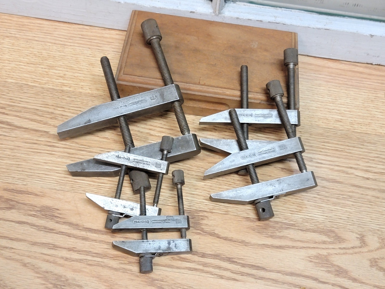 5 Vintage Brown & Sharpe No. 754 Machinist Toolmaker\'s Parallel Clamps C, E, & F