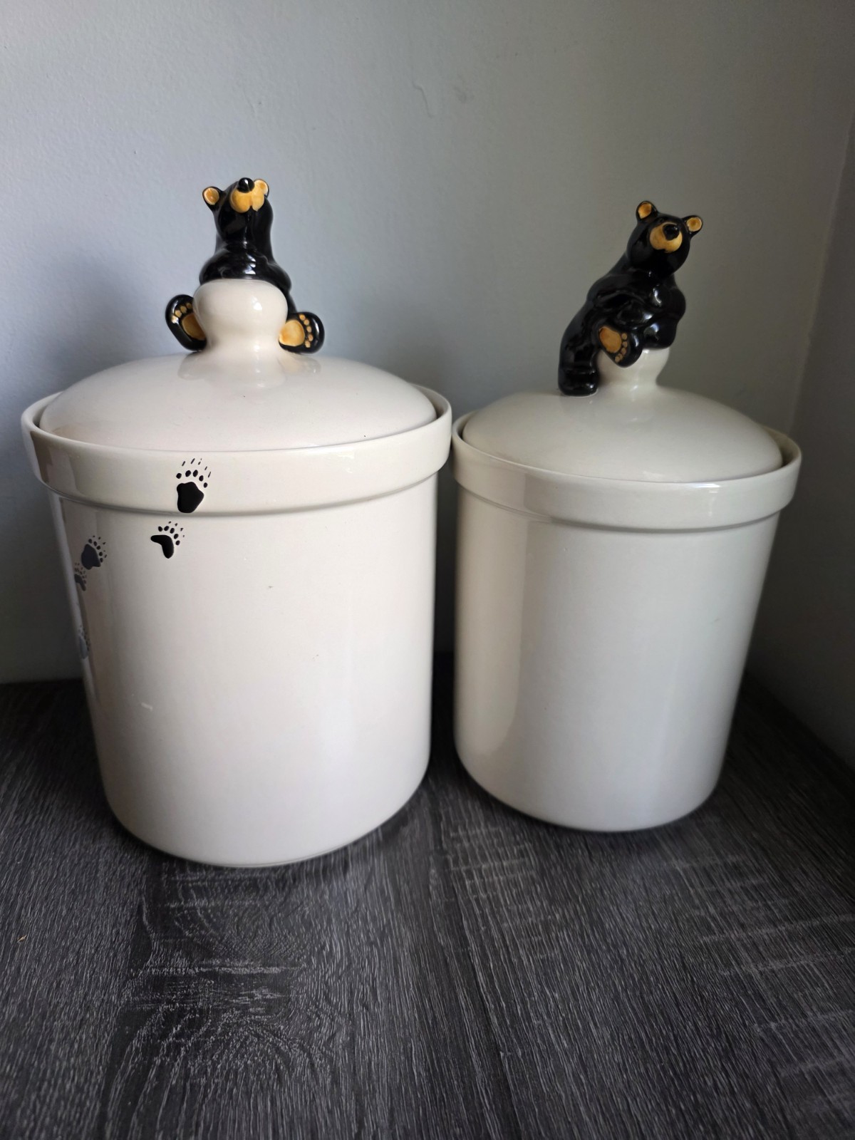Big Sky Carvers Bearfoots Canister Set of 2 Large Medium Black Bear Jeff Fleming