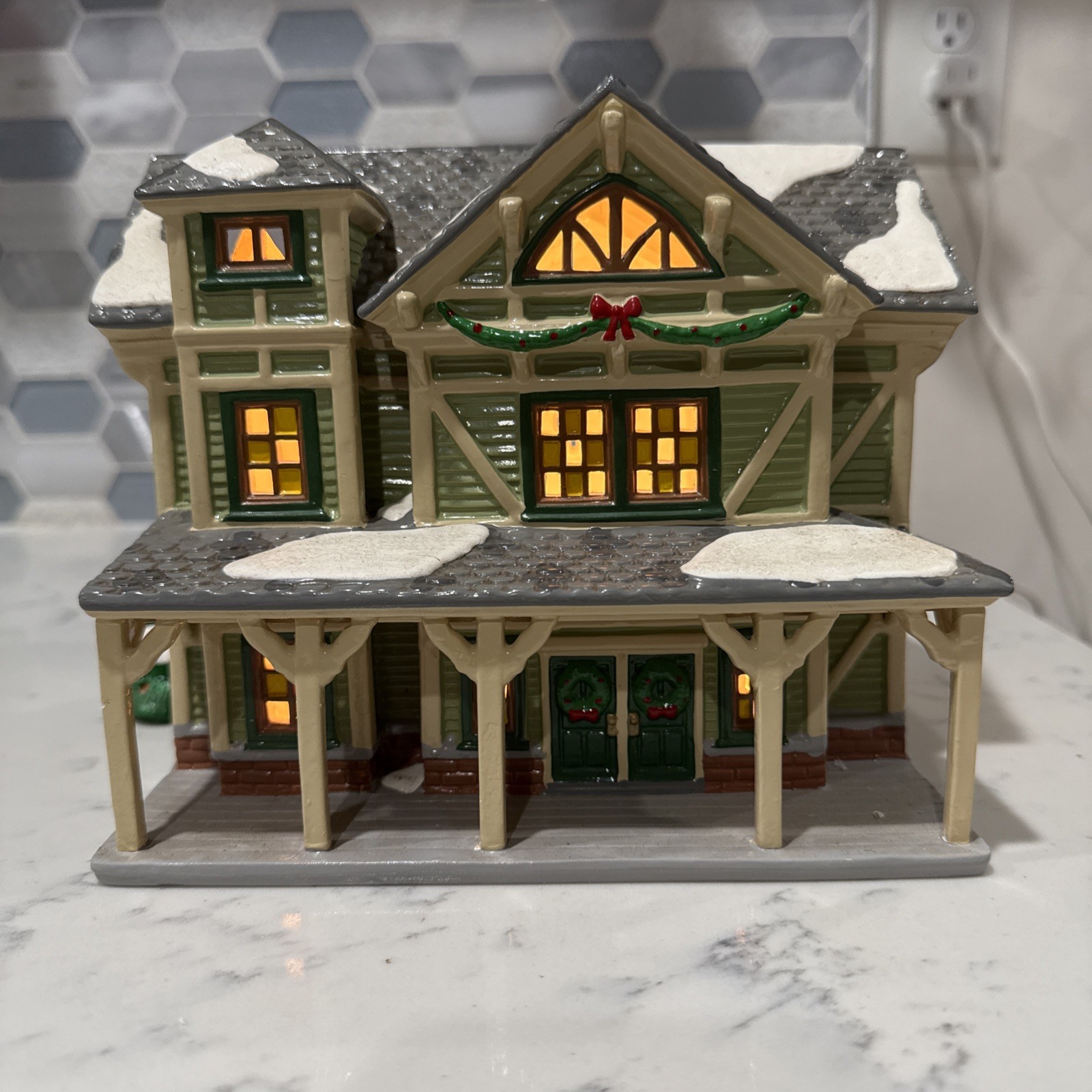 DEPT 56 STICK STYLE HOUSE SNOW VILLAGE CHRISTMAS AMERICAN ARCHITECTURE