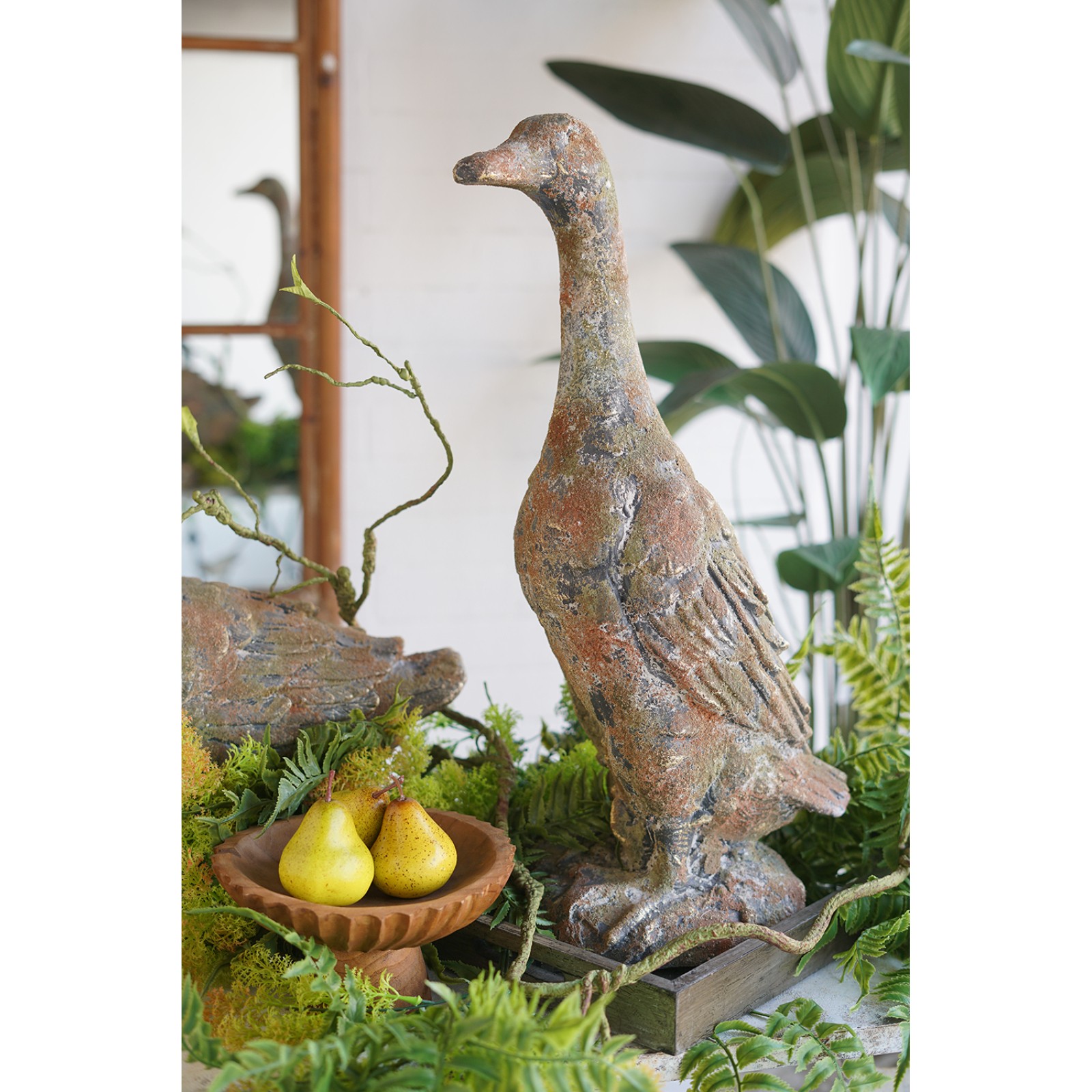 Farmhouse Duck Figurine 12x8.3x23\