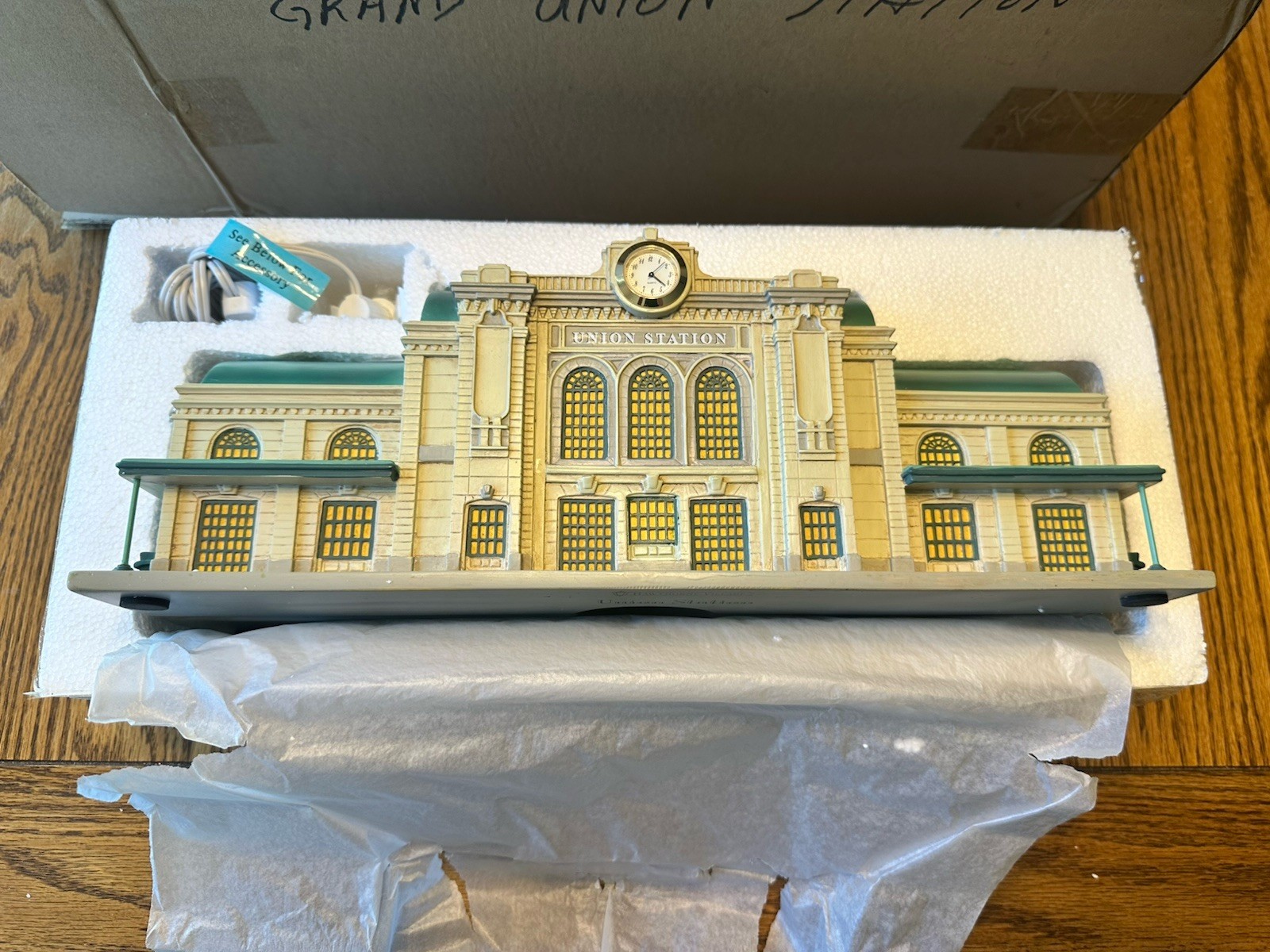 100% Complete Hawthorne Village: Masterpiece Collection: Union Station New