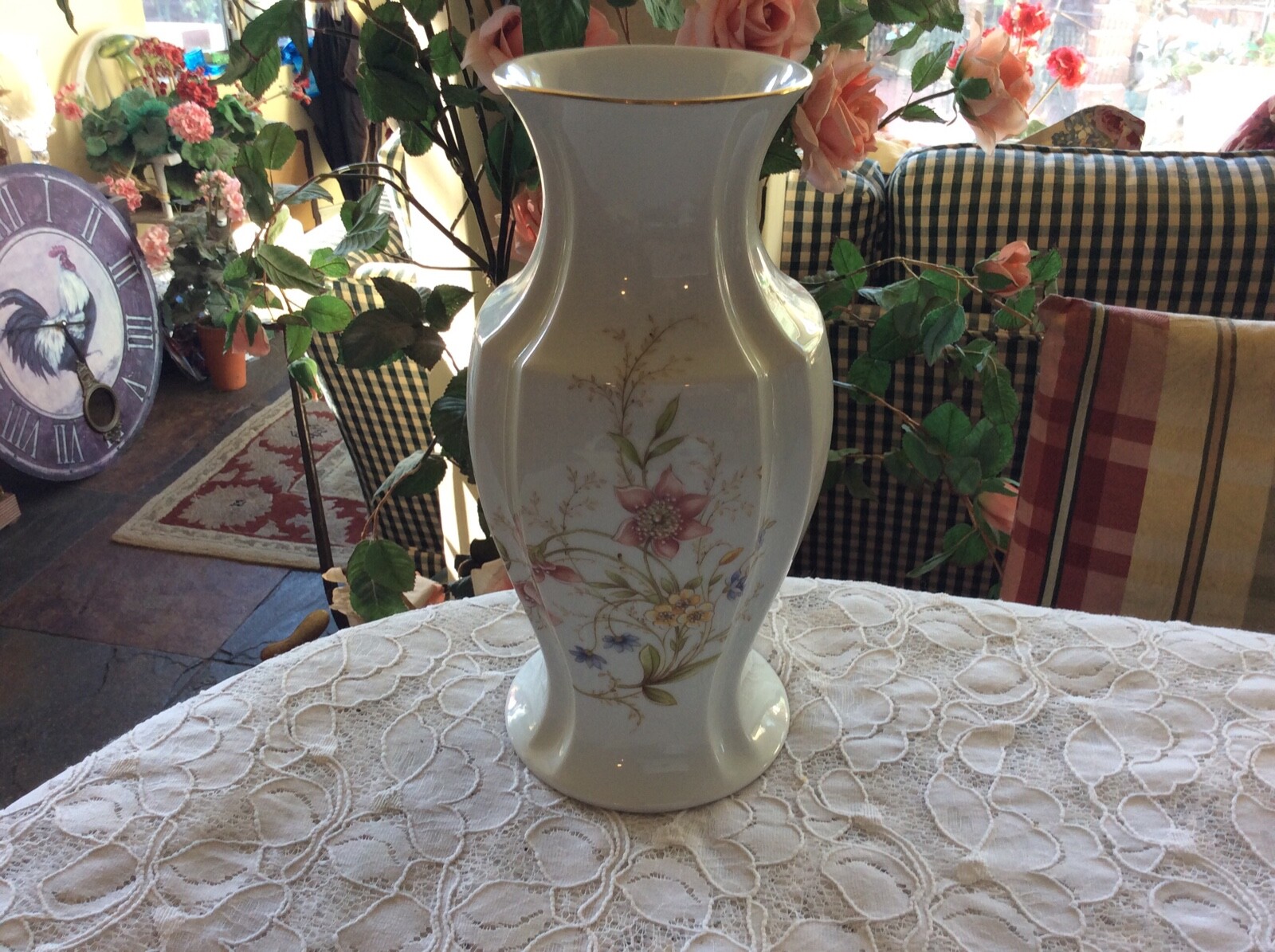 Royal Porzellan Handpainted Vase KPM Barvaria Floral 10 1/4